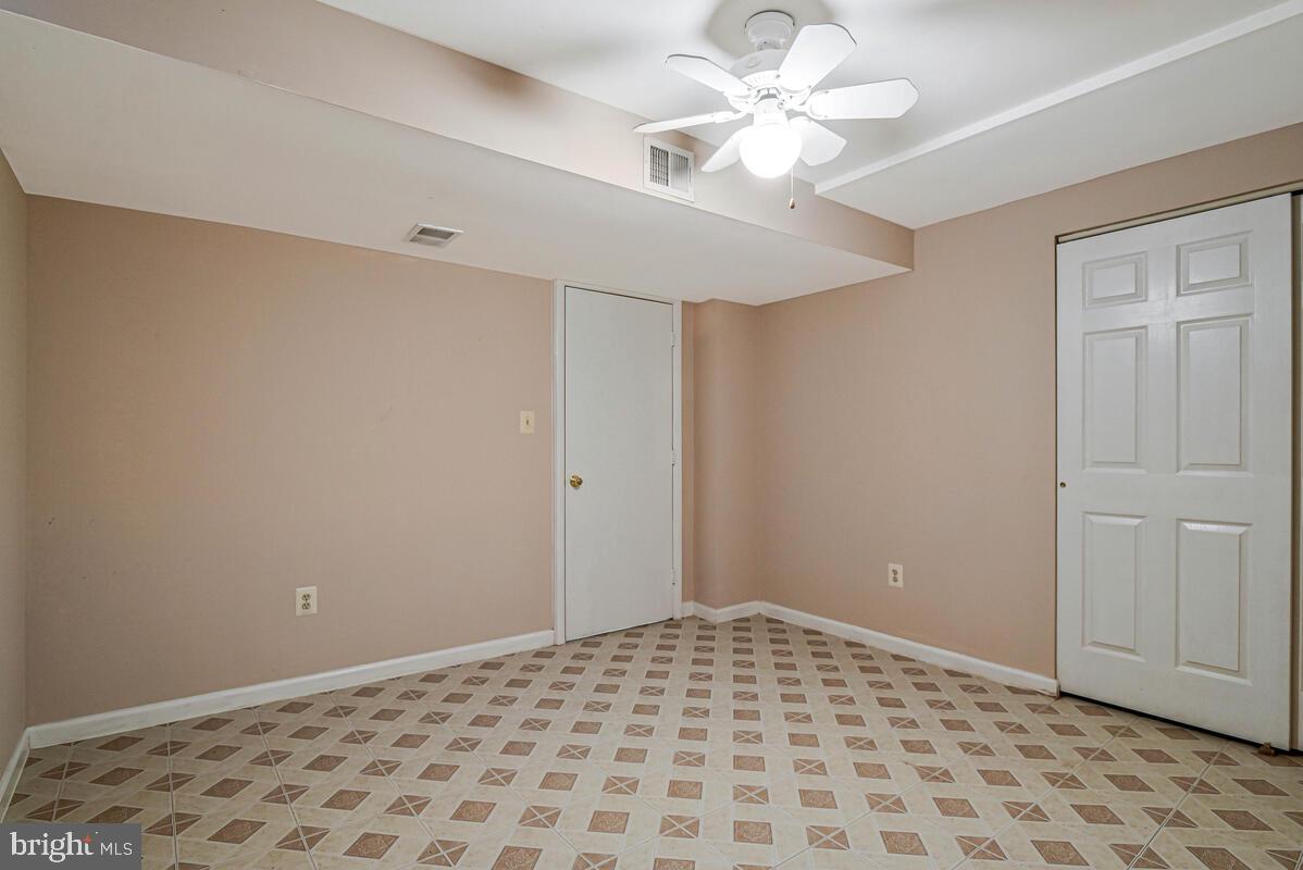 ROLLING VALLEY - Residential