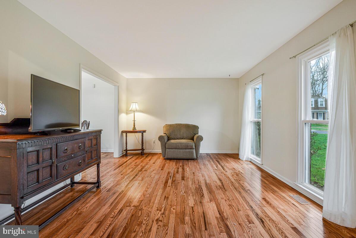 ROLLING VALLEY - Residential