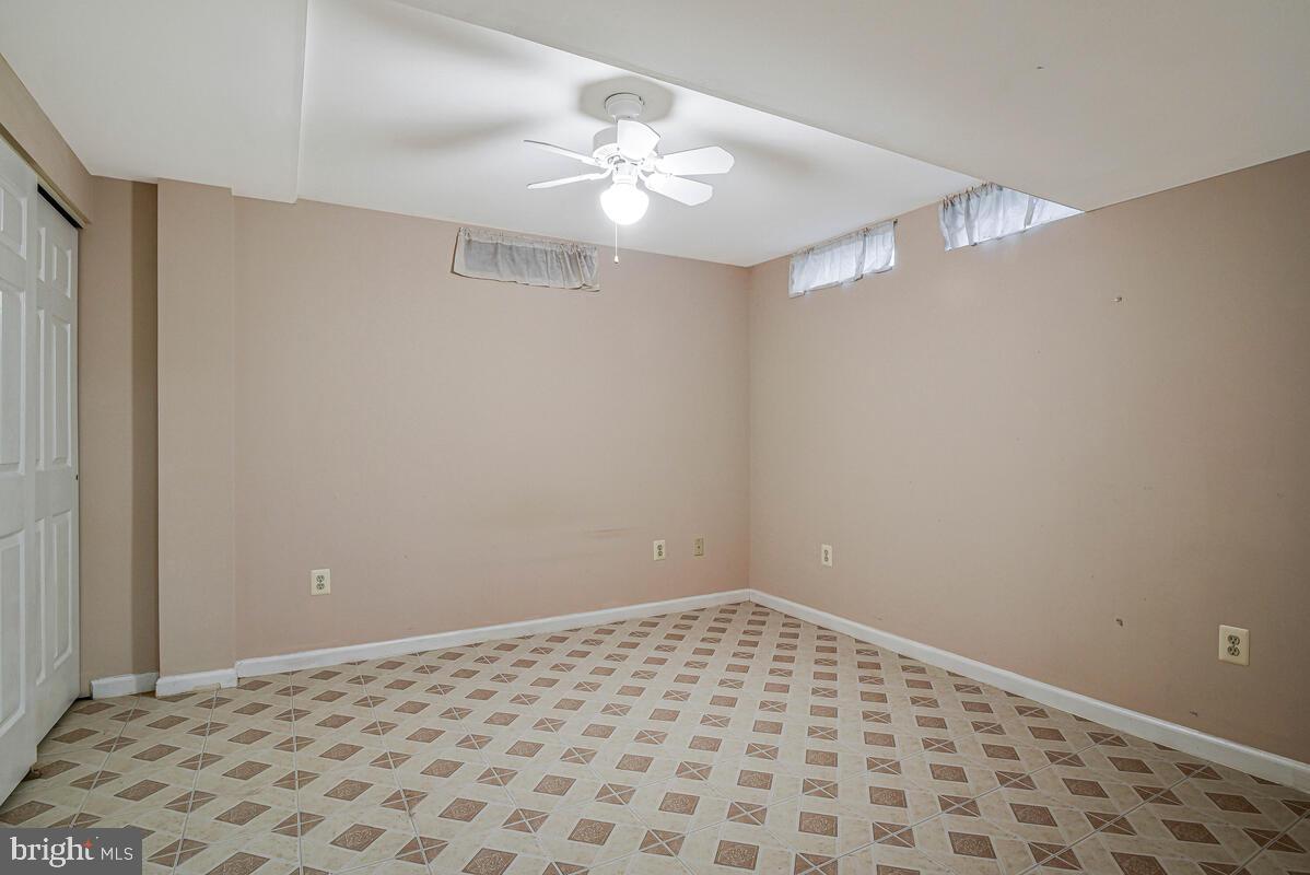 ROLLING VALLEY - Residential