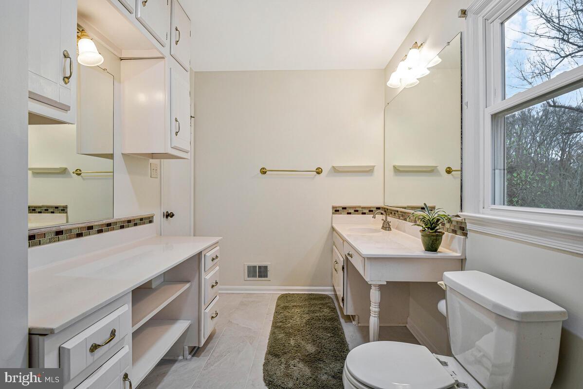 ROLLING VALLEY - Residential