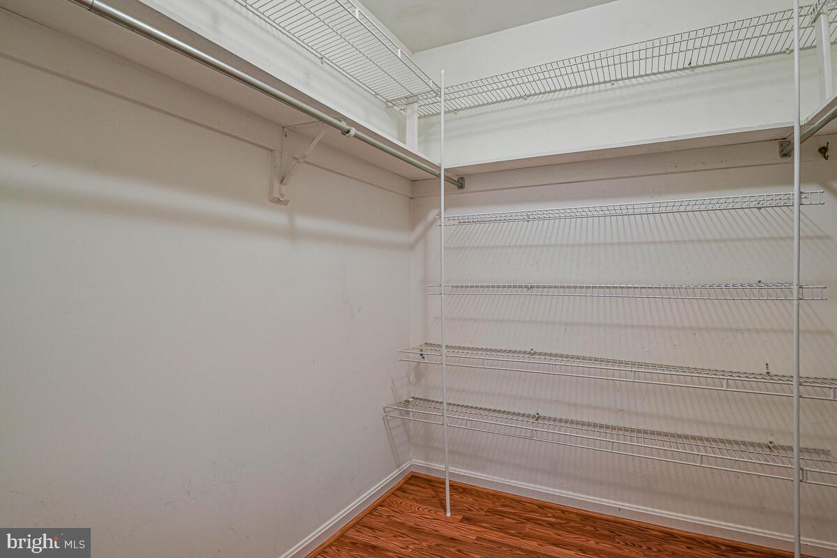 ROLLING VALLEY - Residential