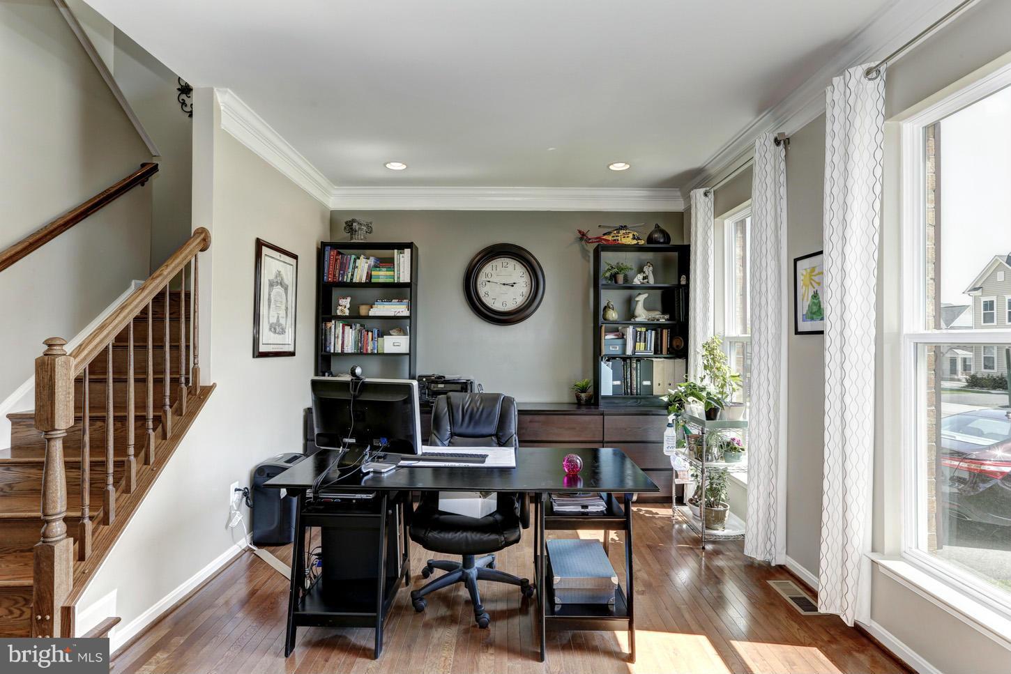 PEMBROOKE - Residential