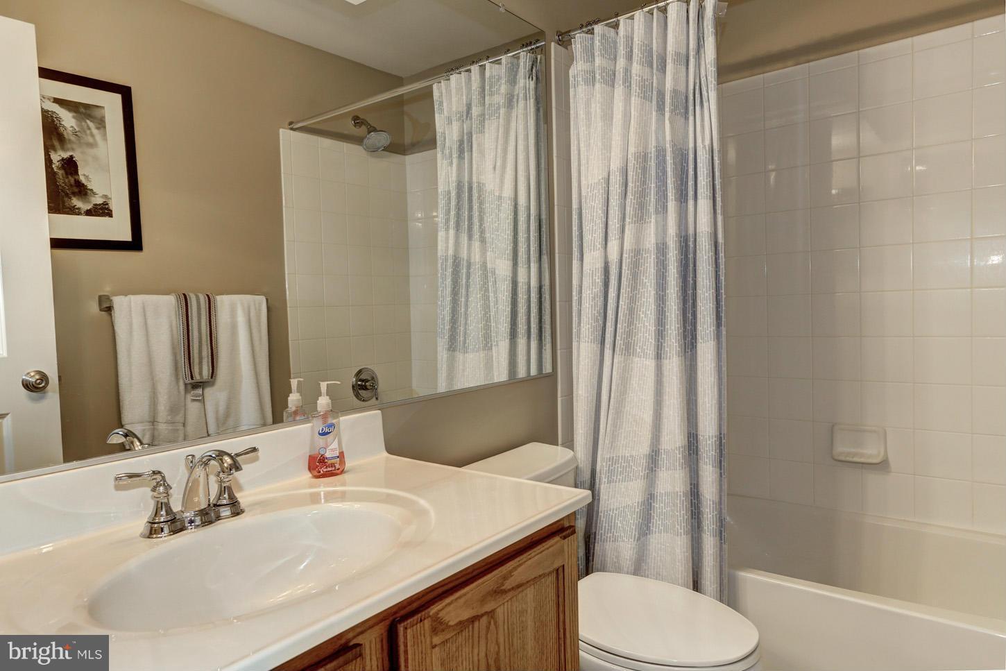 PEMBROOKE - Residential