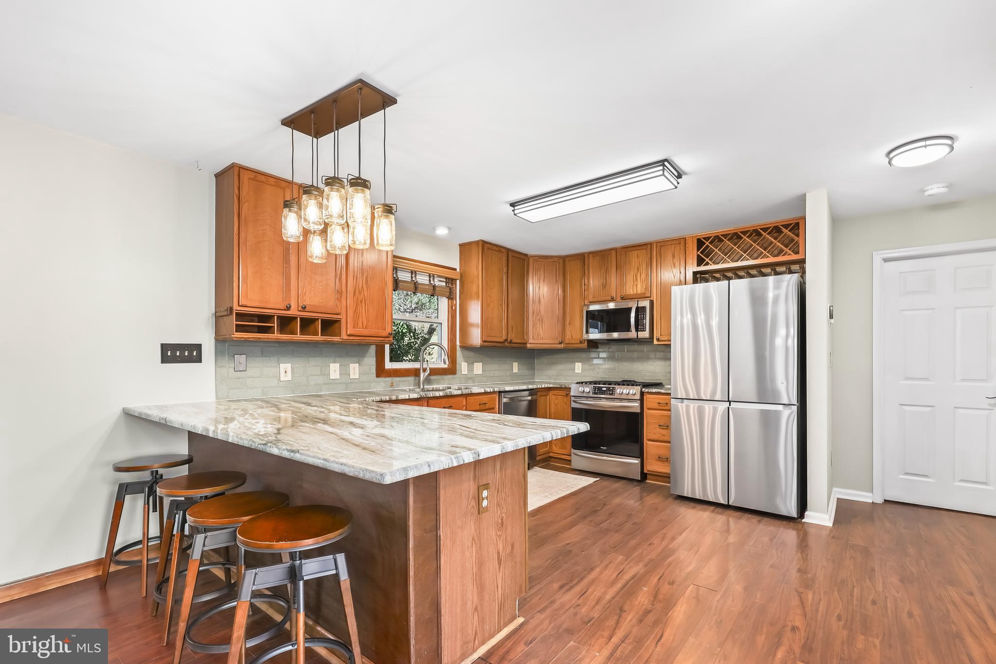 KINGS GRANT - Residential