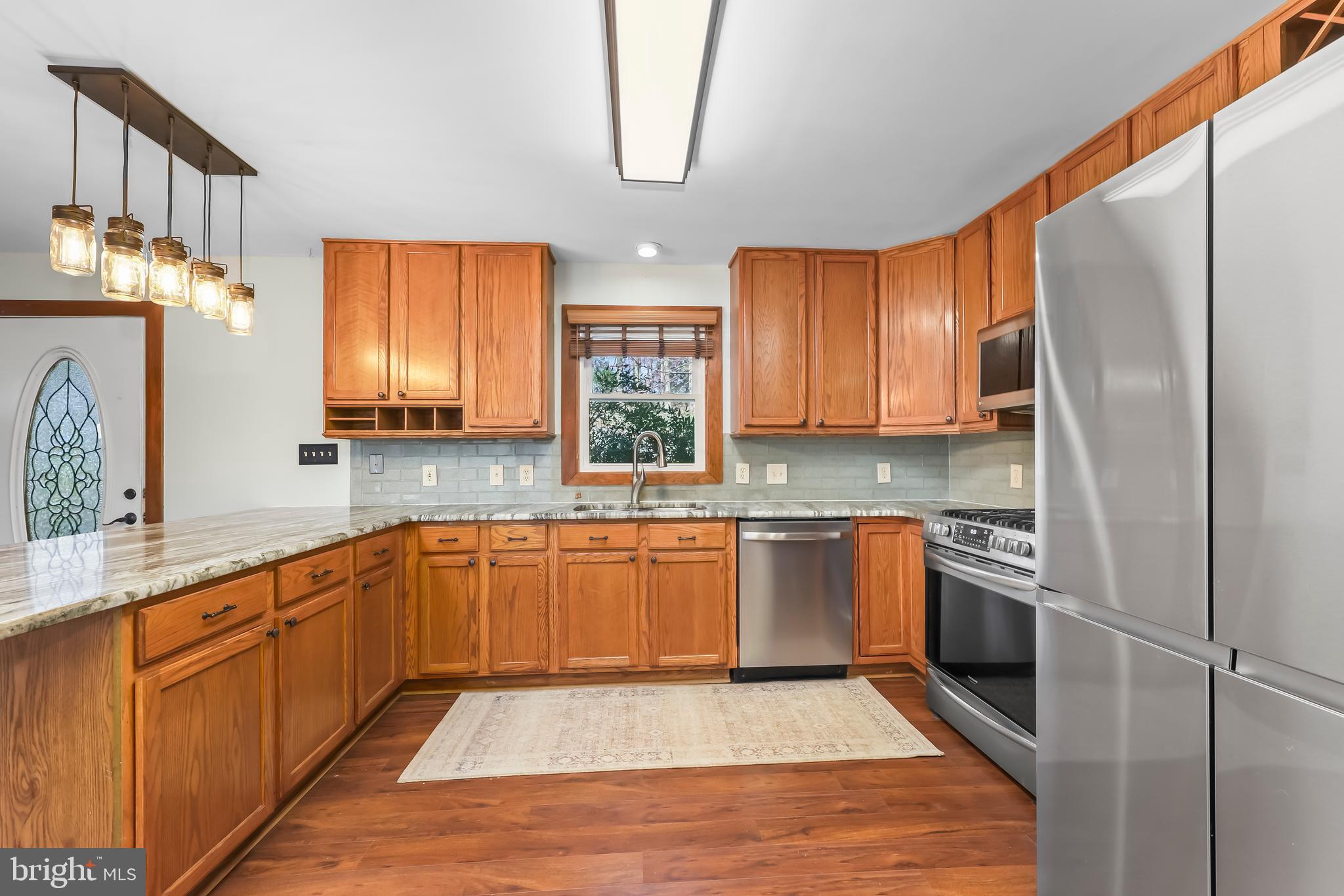 KINGS GRANT - Residential