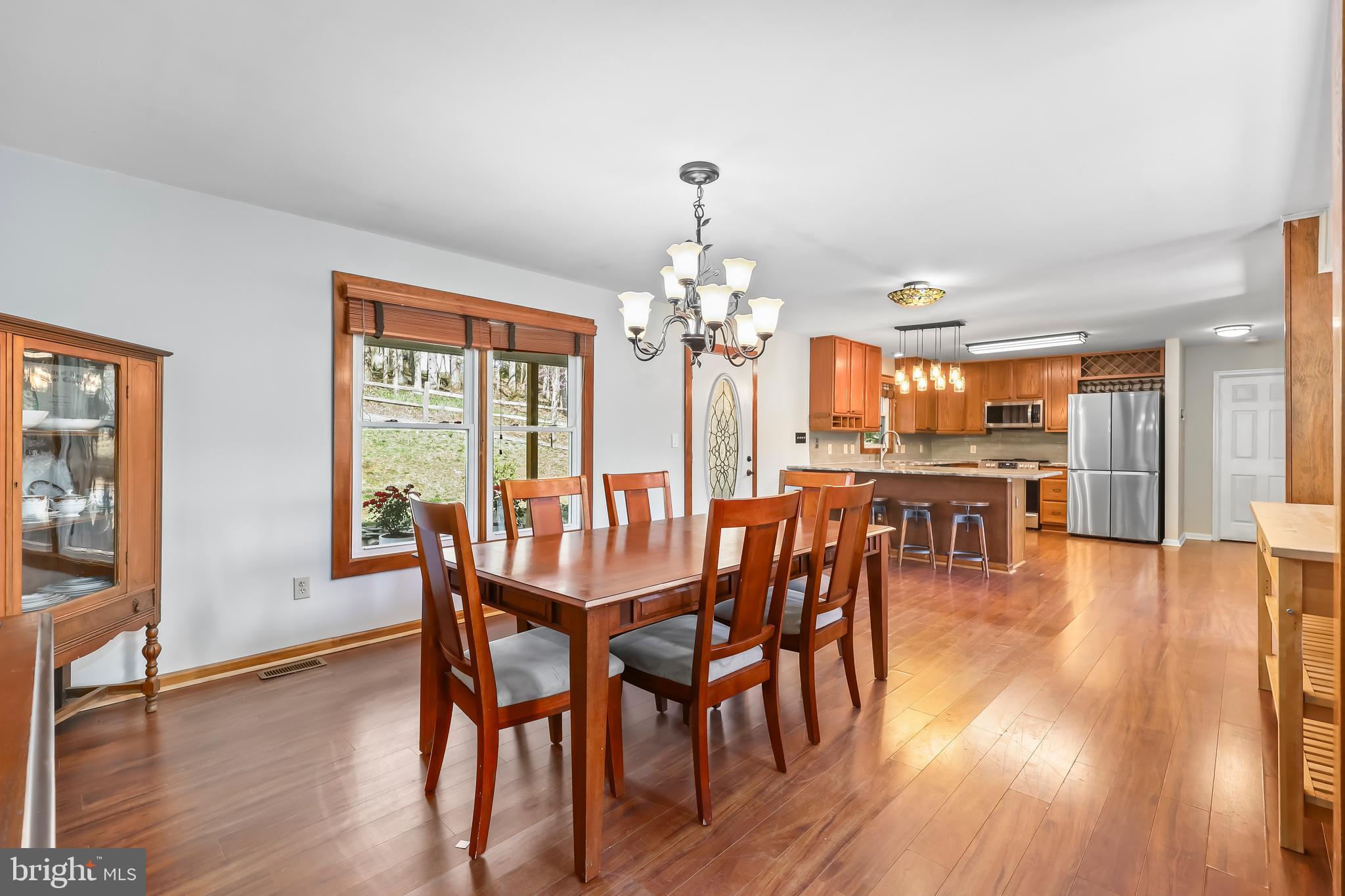 KINGS GRANT - Residential