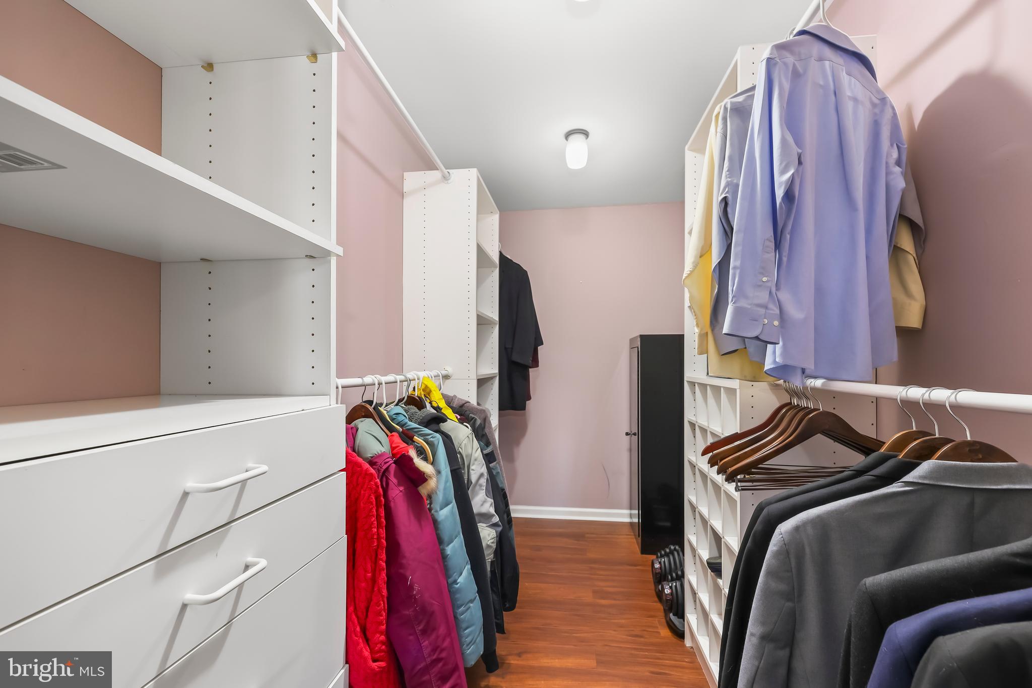 KINGS GRANT - Residential