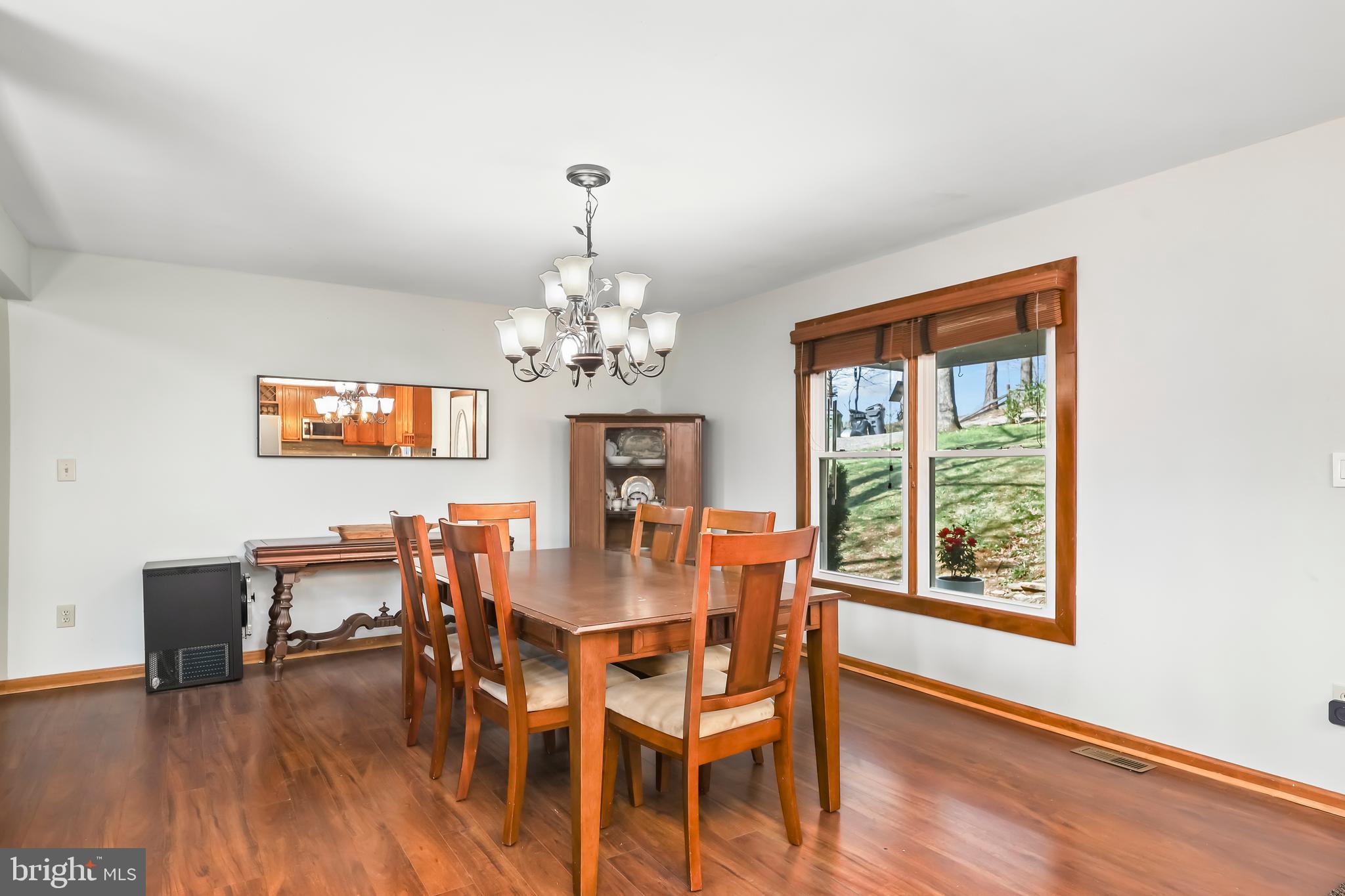 KINGS GRANT - Residential