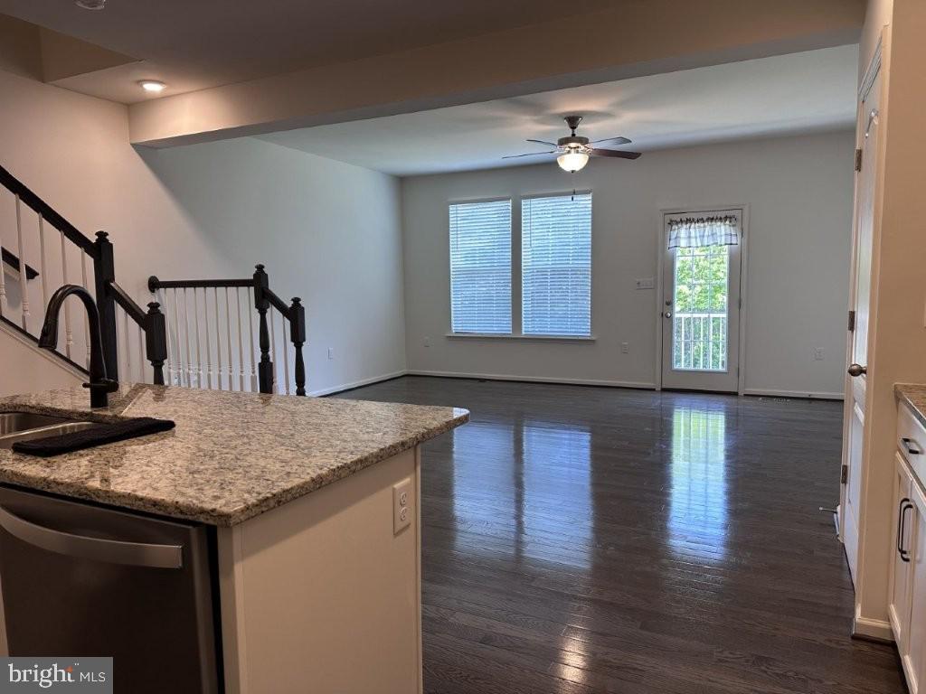 MCCAULEY CROSSING - Residential