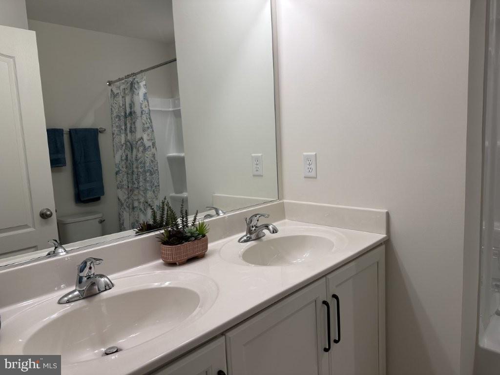 MCCAULEY CROSSING - Residential