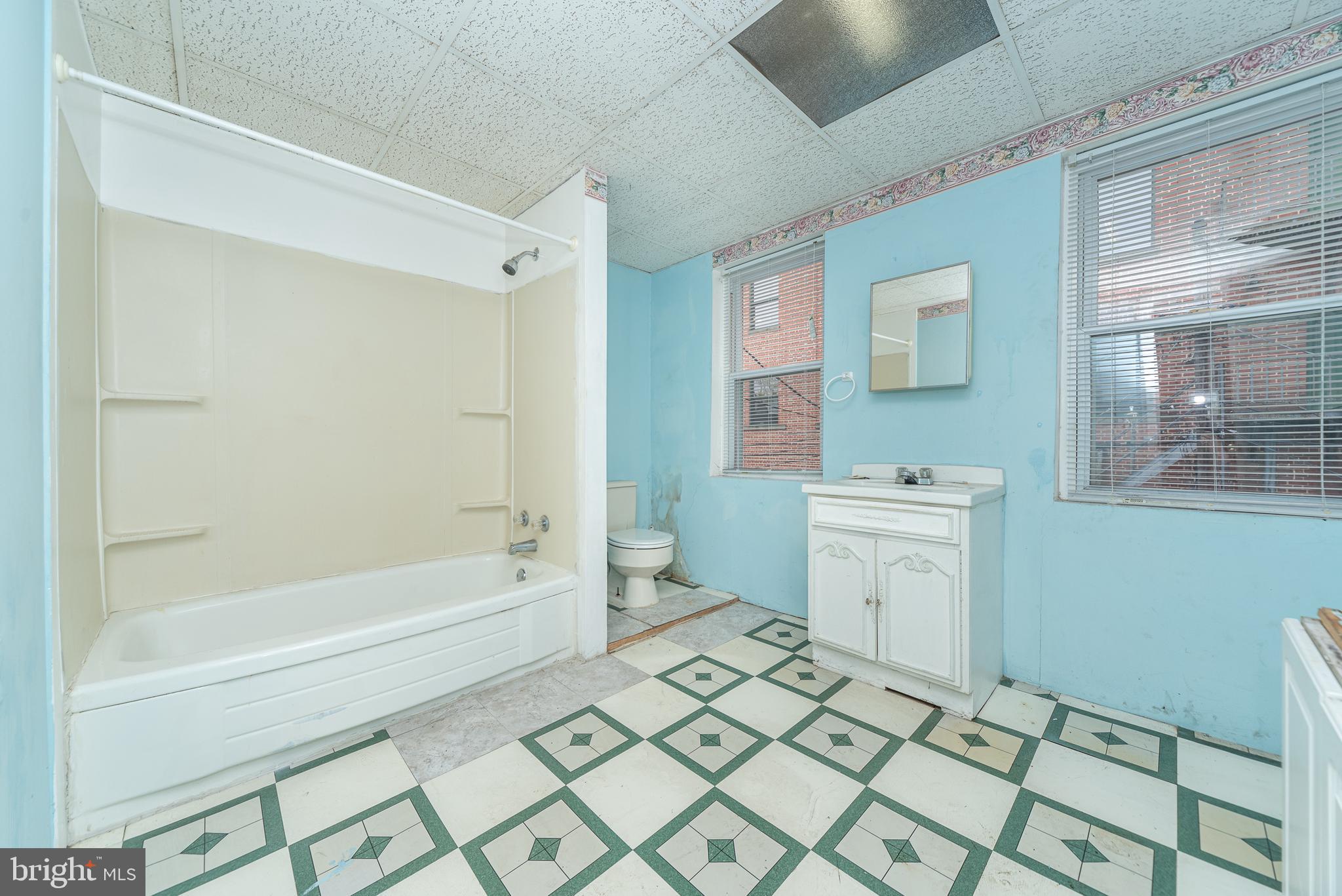 WASHINGTON VILLAGE - Residential