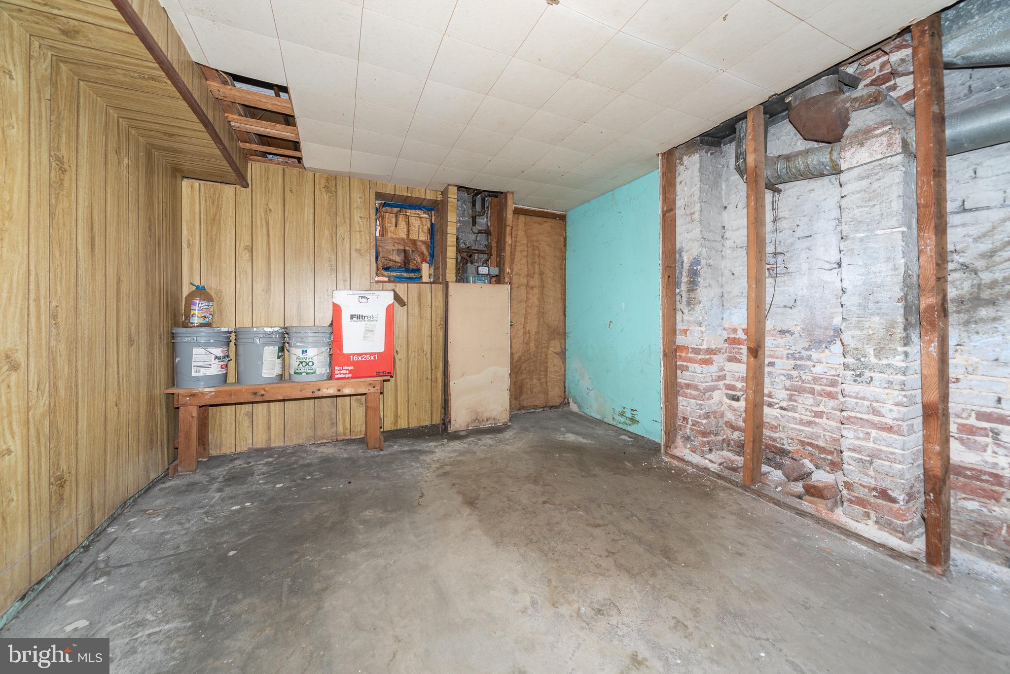 WASHINGTON VILLAGE - Residential