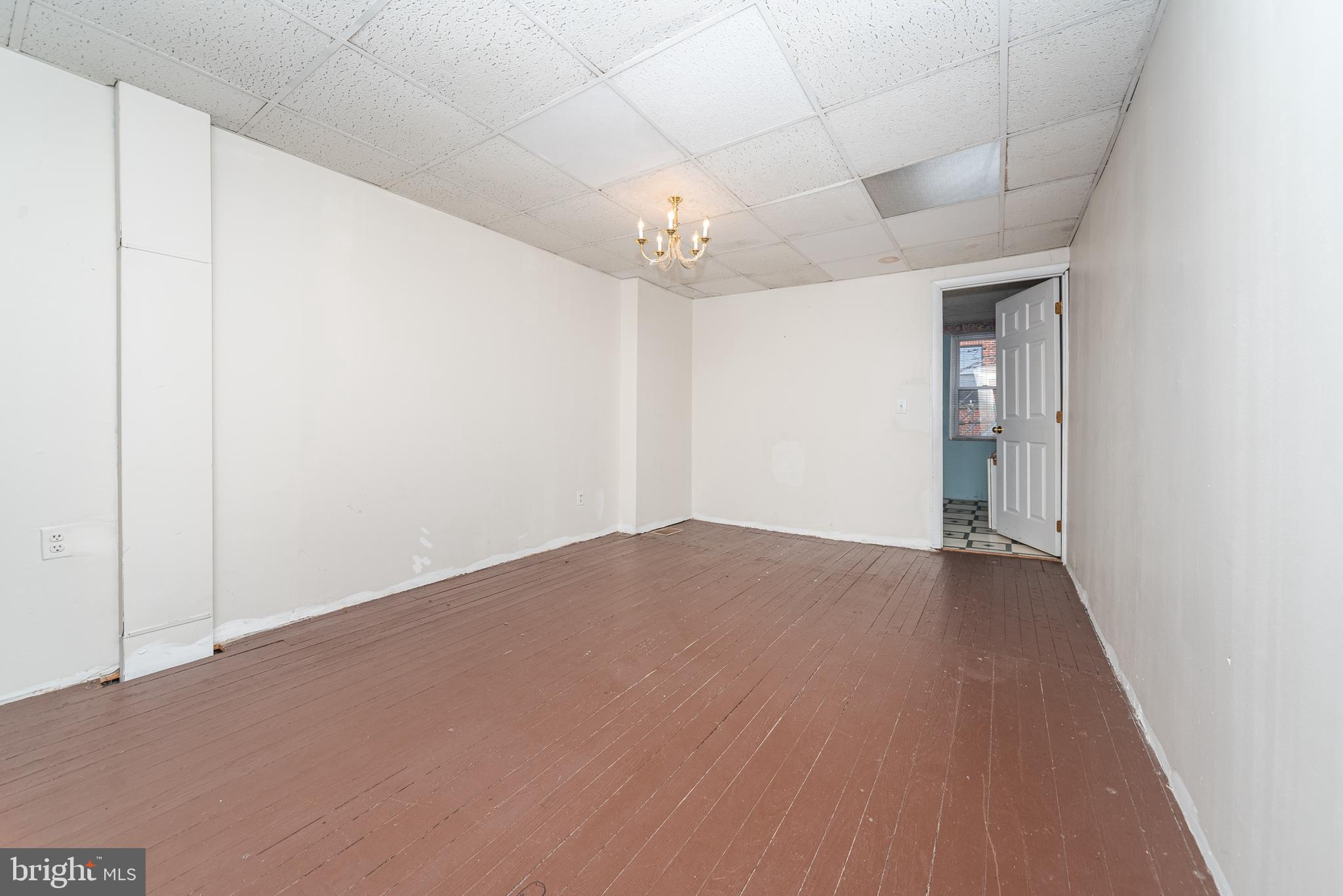 WASHINGTON VILLAGE - Residential