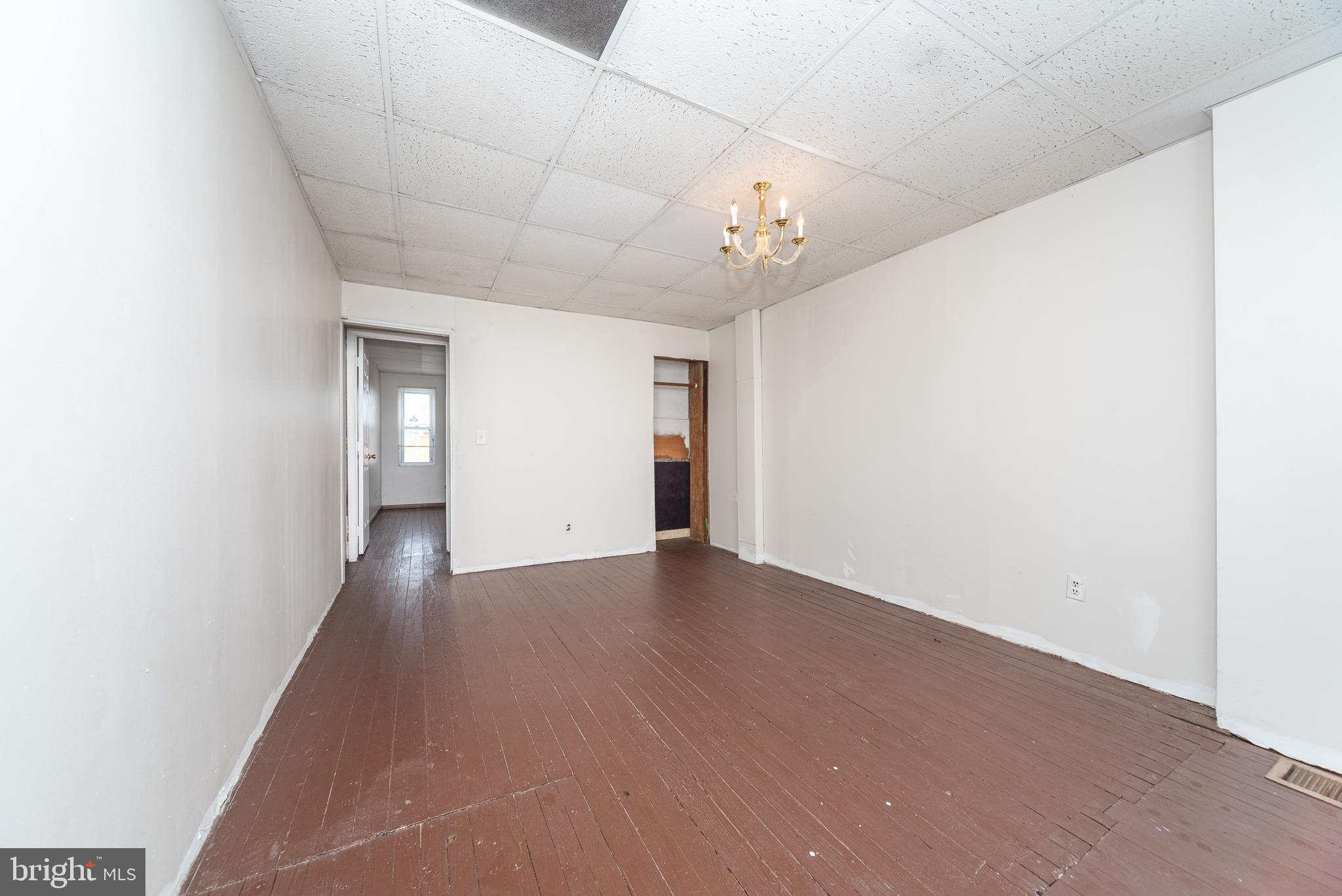 WASHINGTON VILLAGE - Residential