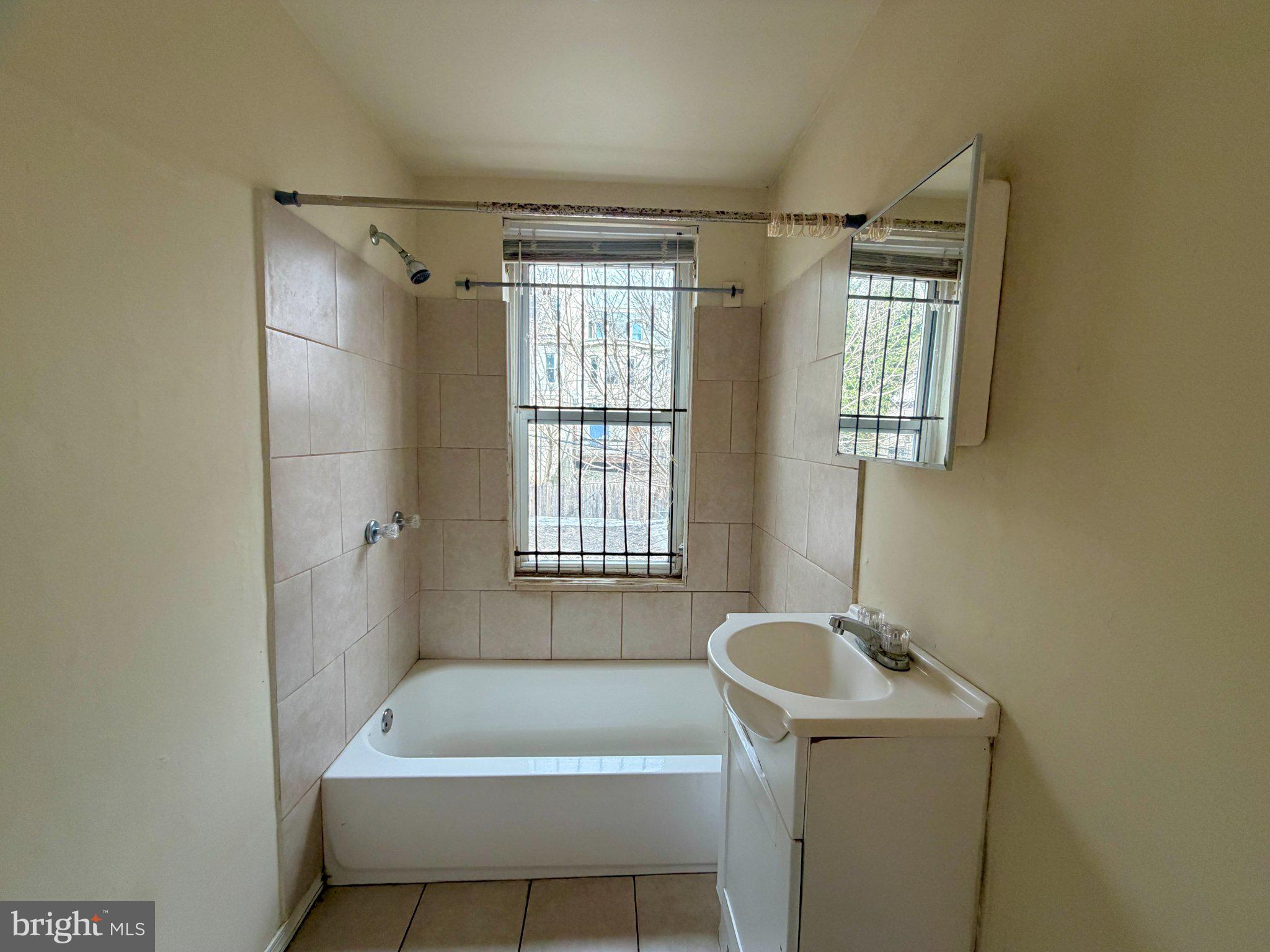 POWELTON VILLAGE - Residential