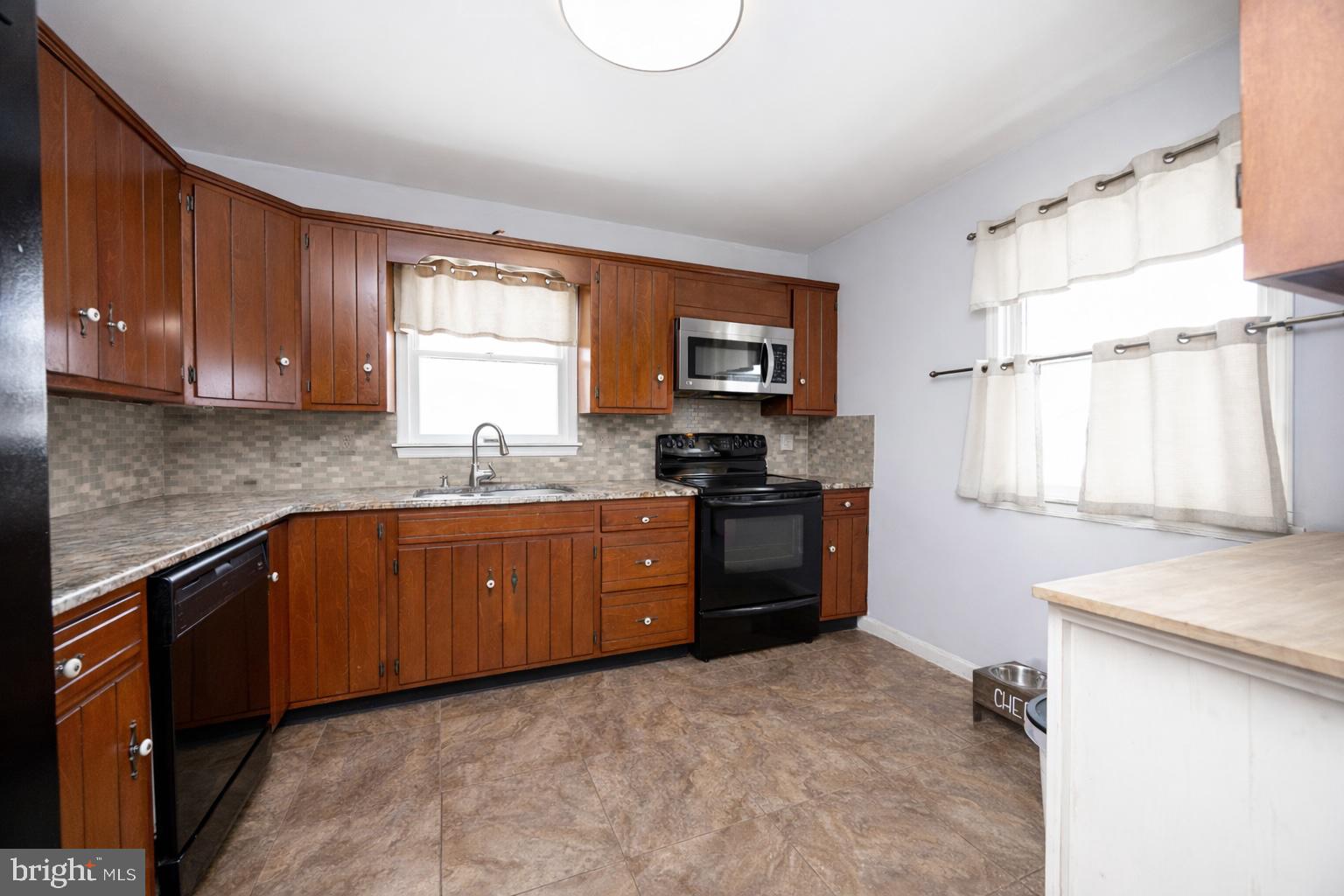 MANSION VIEW ESTAT - Residential