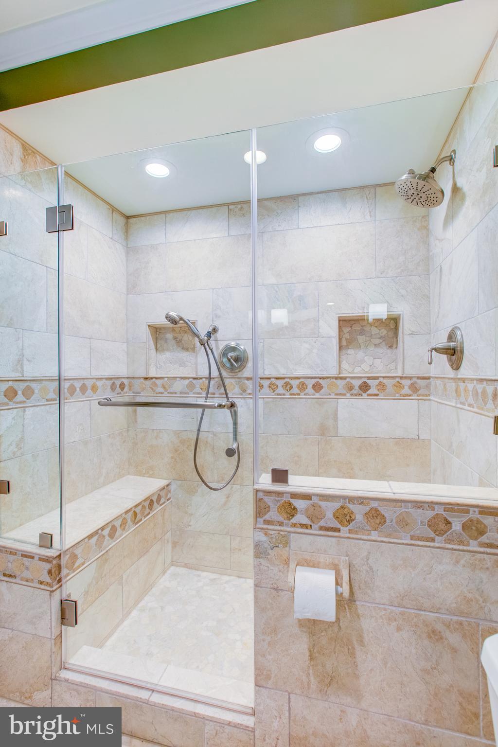 FAIRLINGTON - Residential