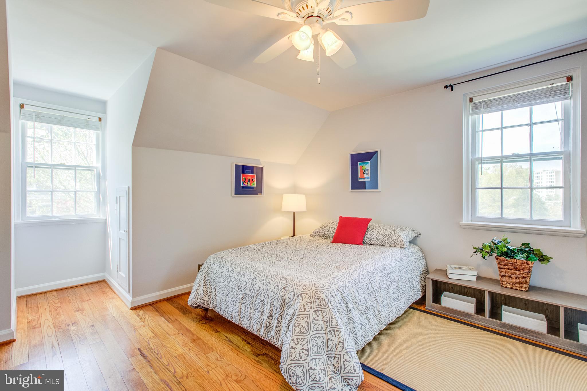 FAIRLINGTON - Residential