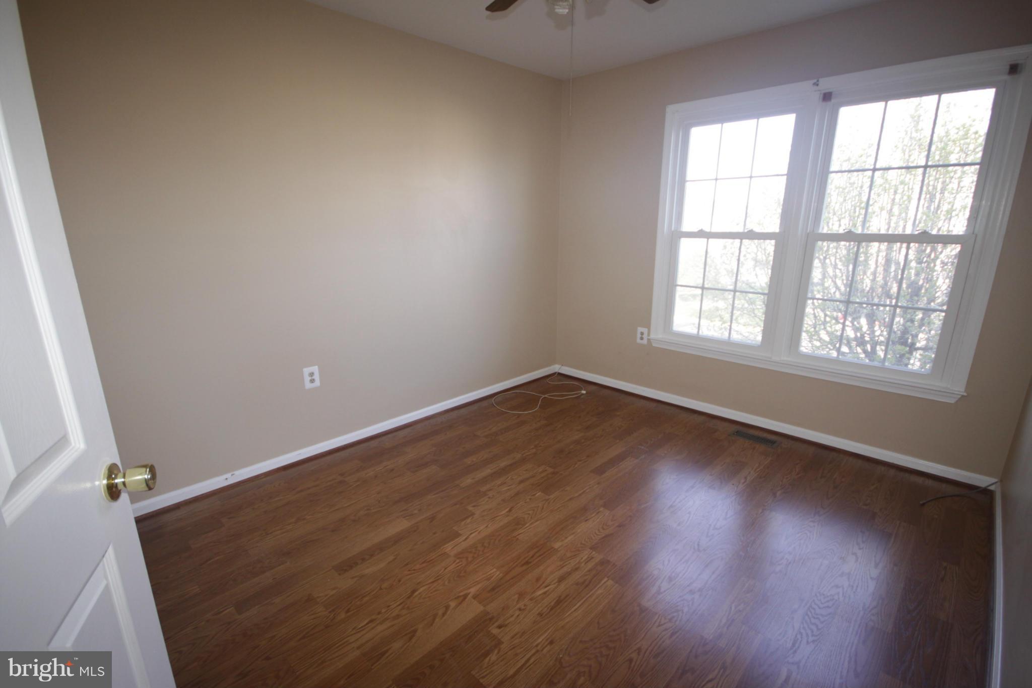 HERITAGE ESTATES - Residential Lease