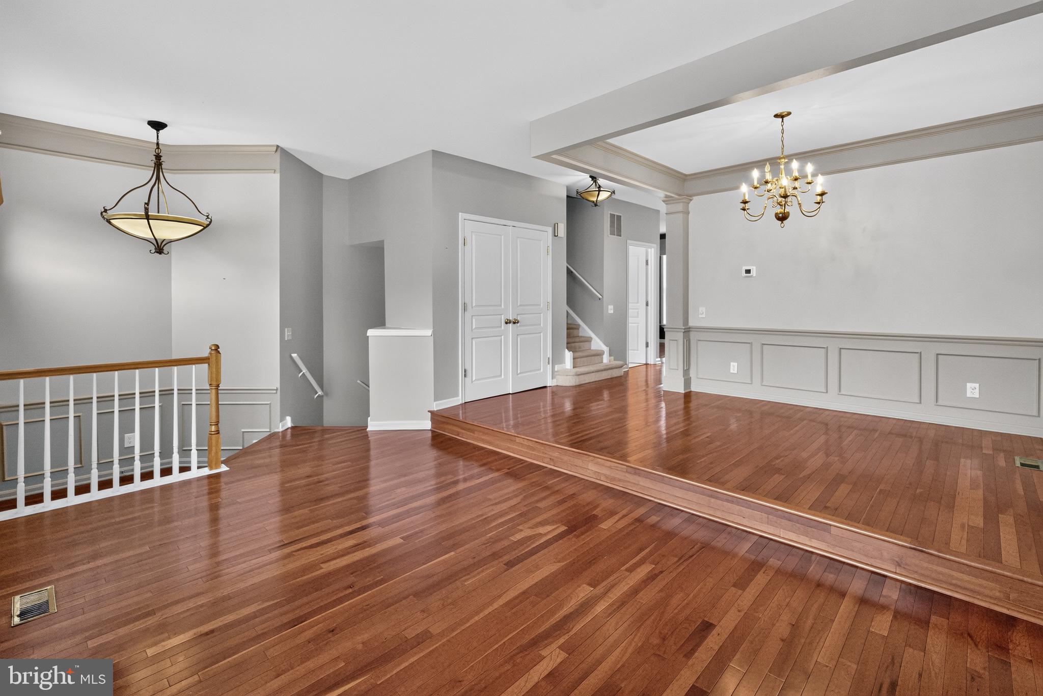 32 CHARTER OAK COURT