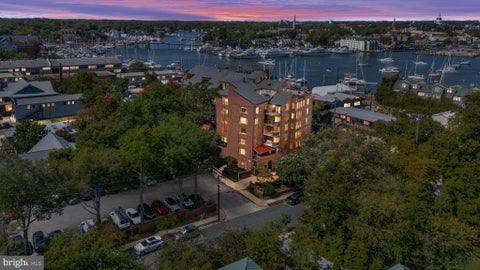 Photo of 100 Severn Avenue #102, ANNAPOLIS, MD 21403 (MLS # MDAA2157314)