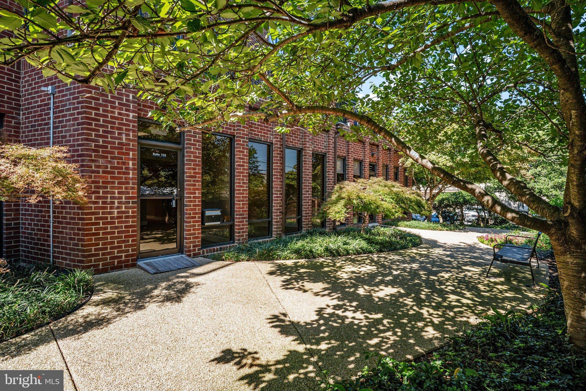 100 SEVERN AVENUE 102