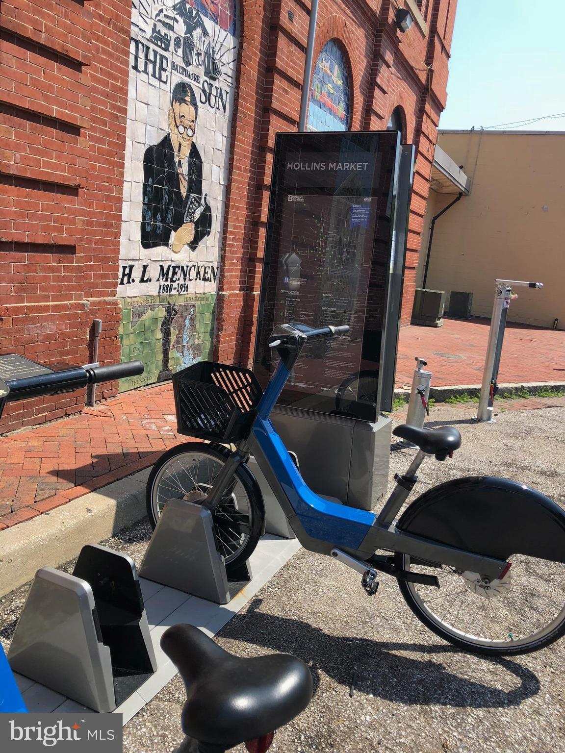 HOLLINS MARKET - Residential