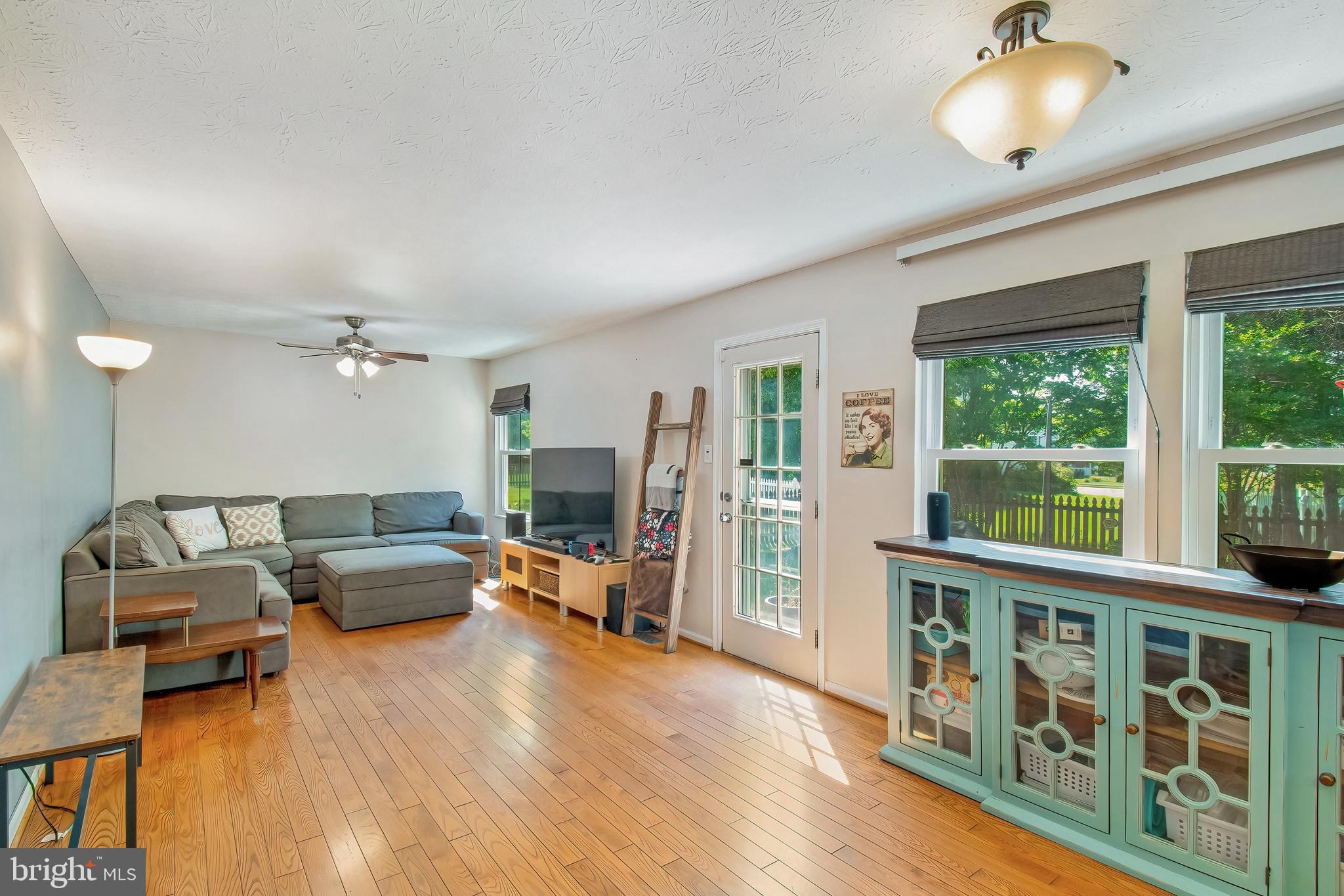 SEVEN OAKS - Residential