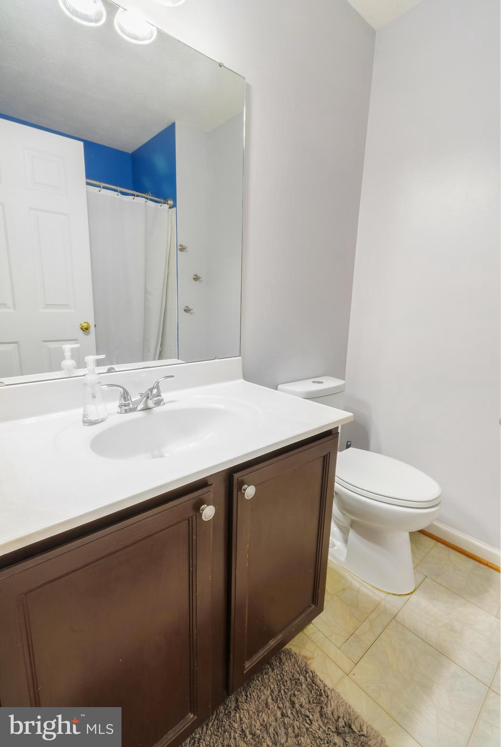 SEVEN OAKS - Residential