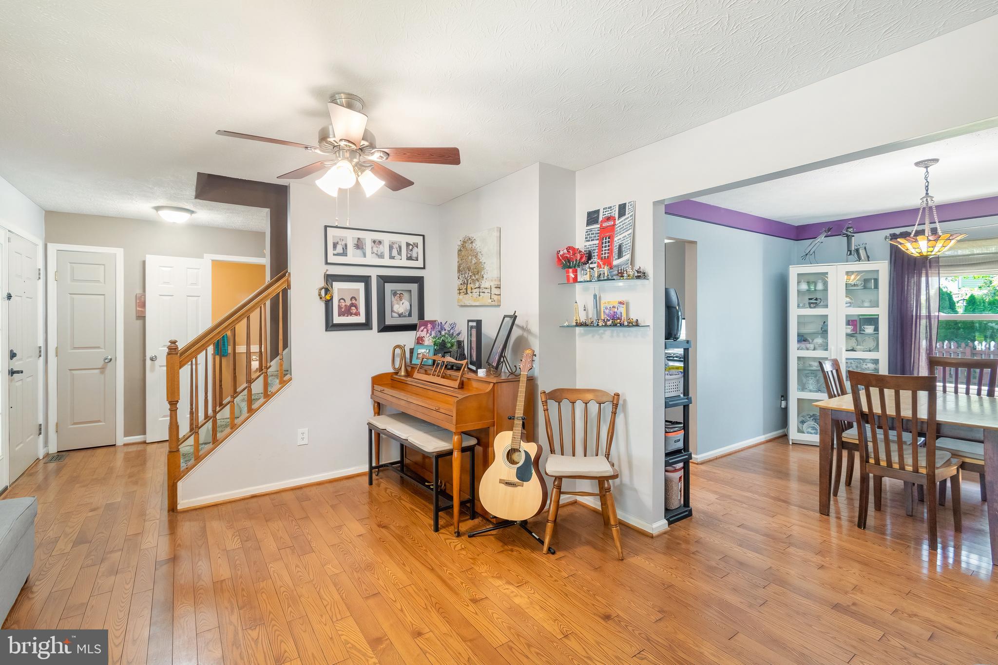 SEVEN OAKS - Residential