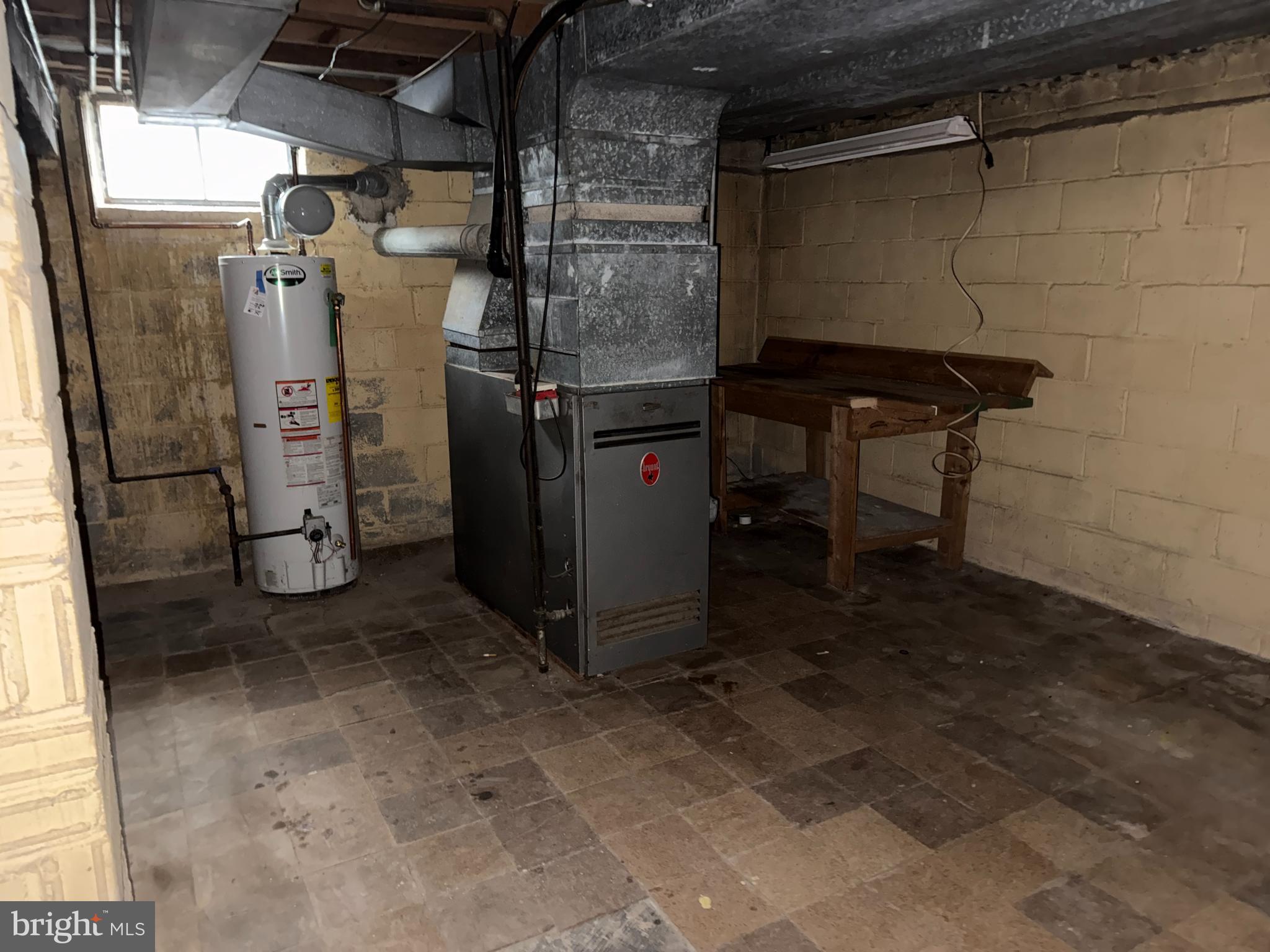 MOUNT WASHINGTON - Residential