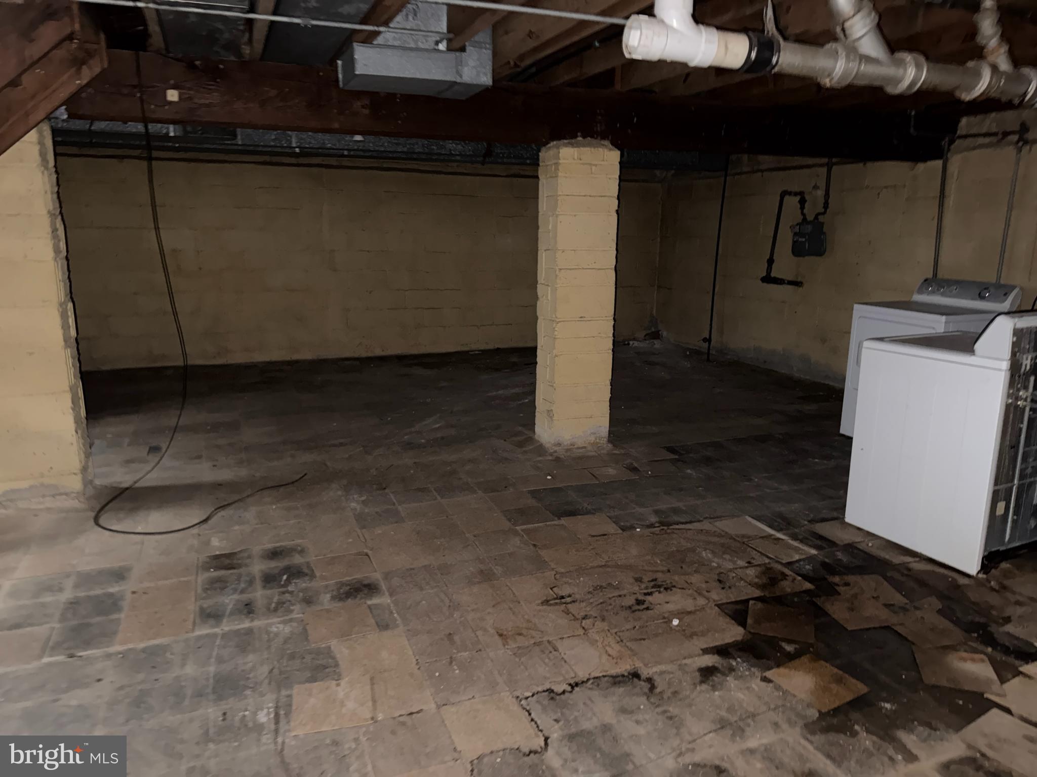 MOUNT WASHINGTON - Residential