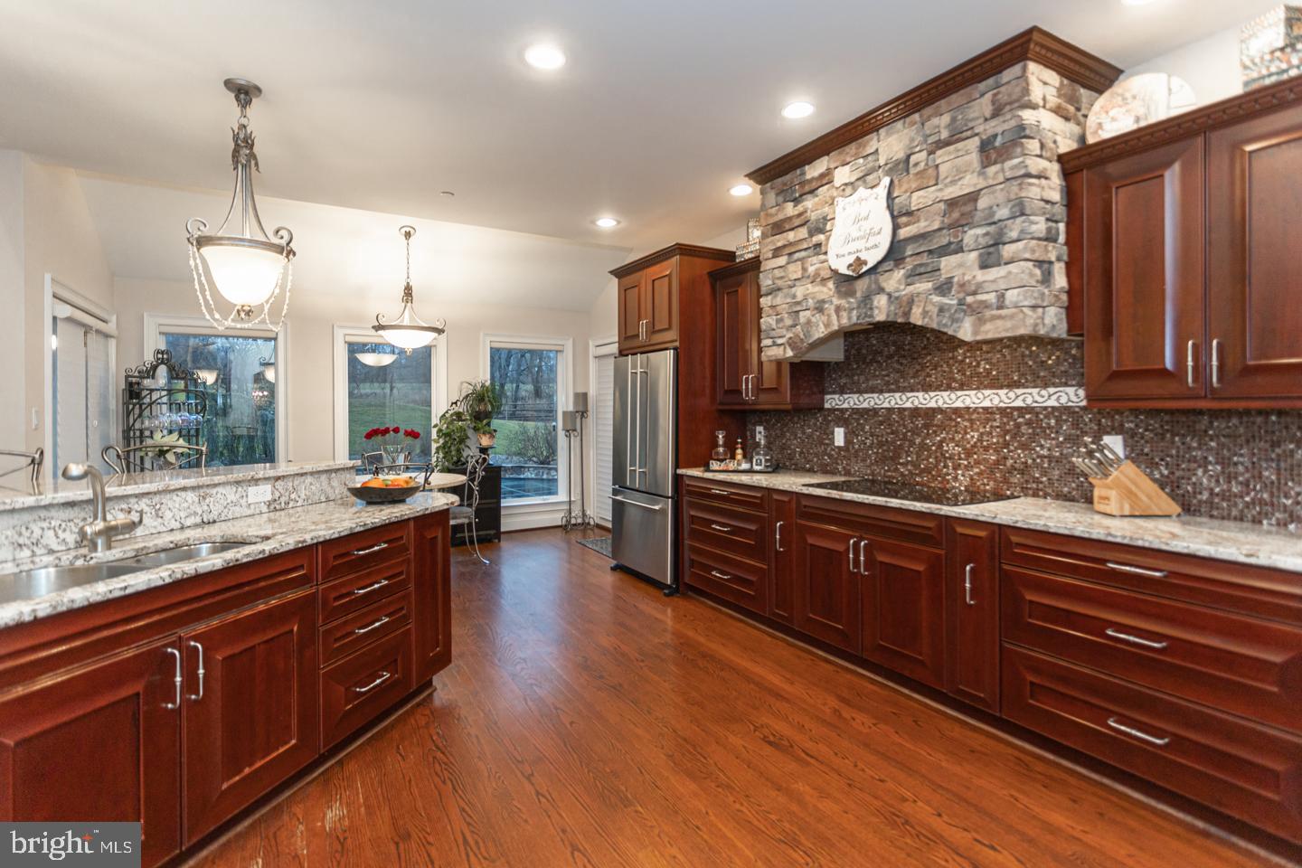 WELLINGTON ESTATES - Residential