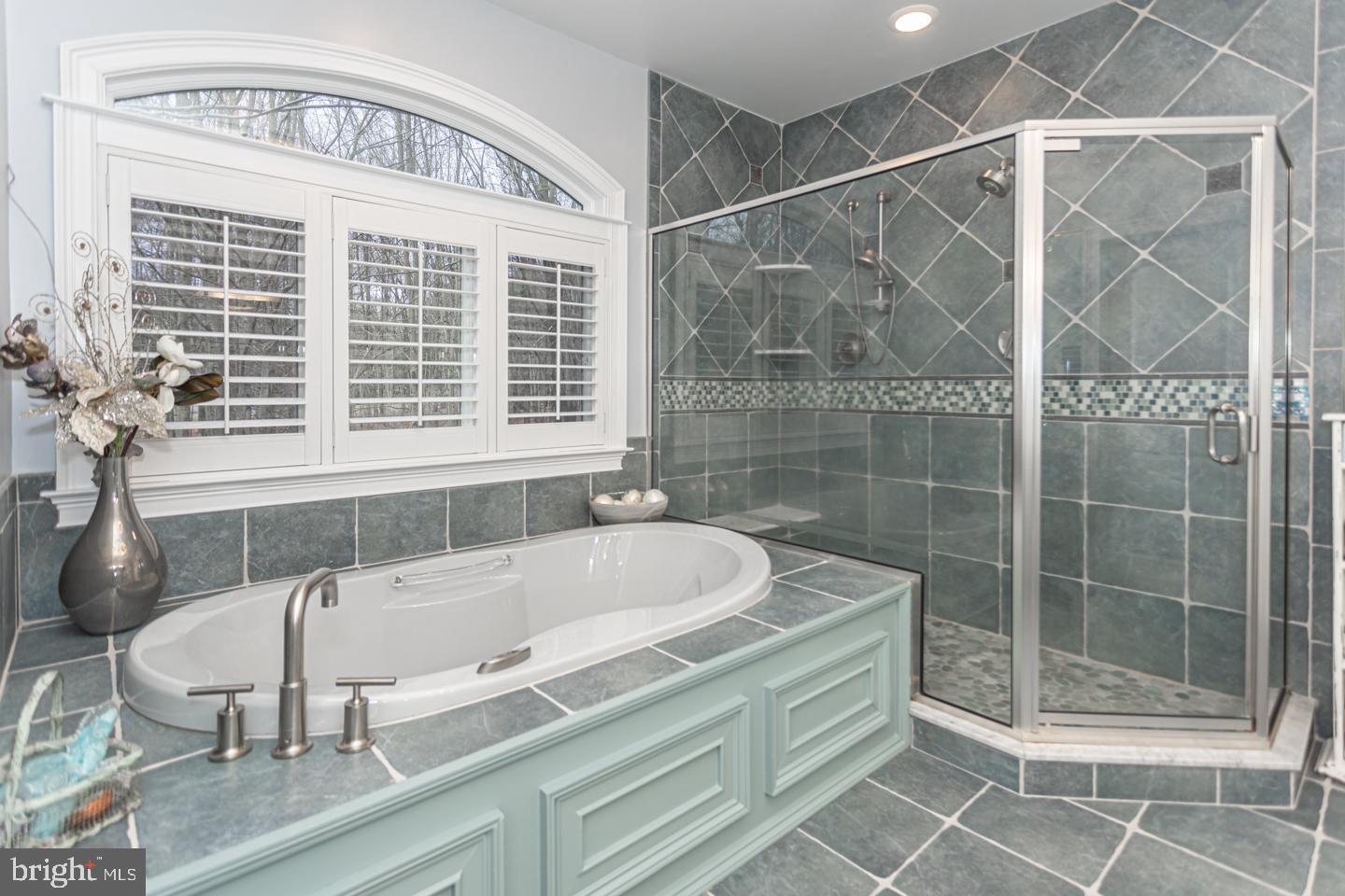 WELLINGTON ESTATES - Residential