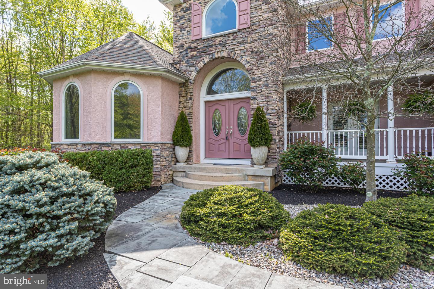 WELLINGTON ESTATES - Residential