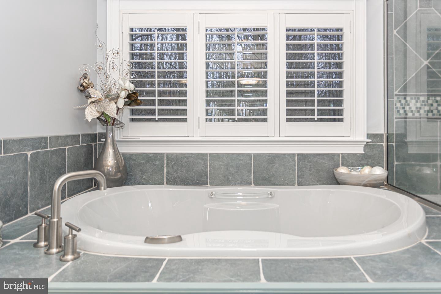 WELLINGTON ESTATES - Residential