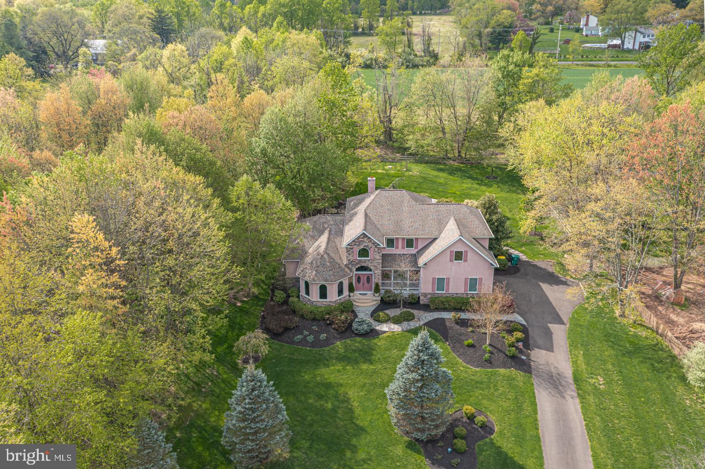 WELLINGTON ESTATES - Residential