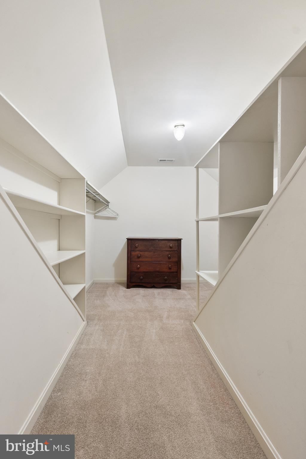 BRIARWOOD - Residential