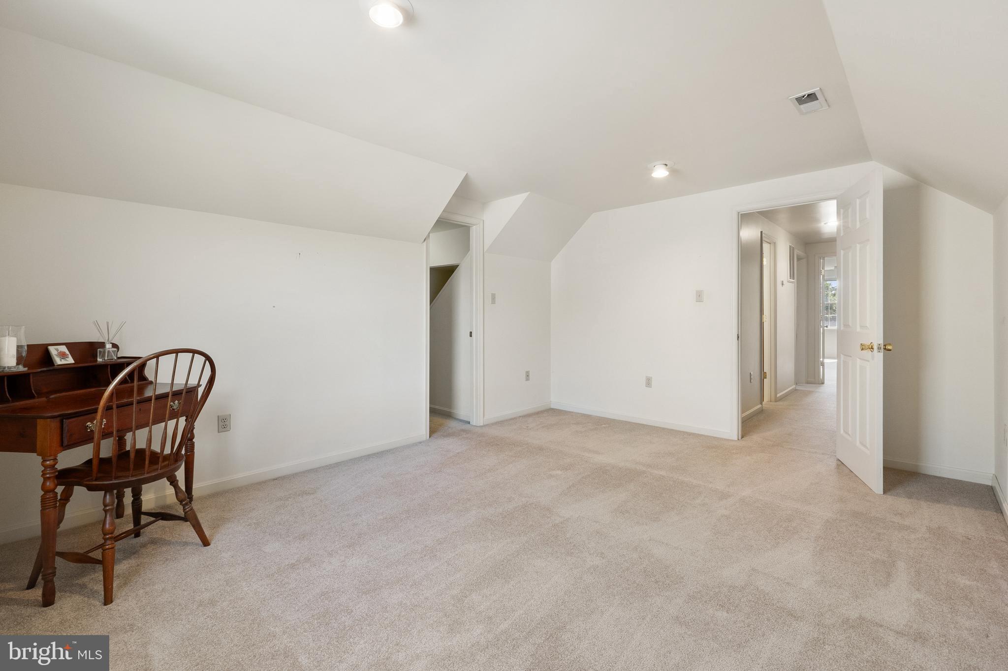 BRIARWOOD - Residential