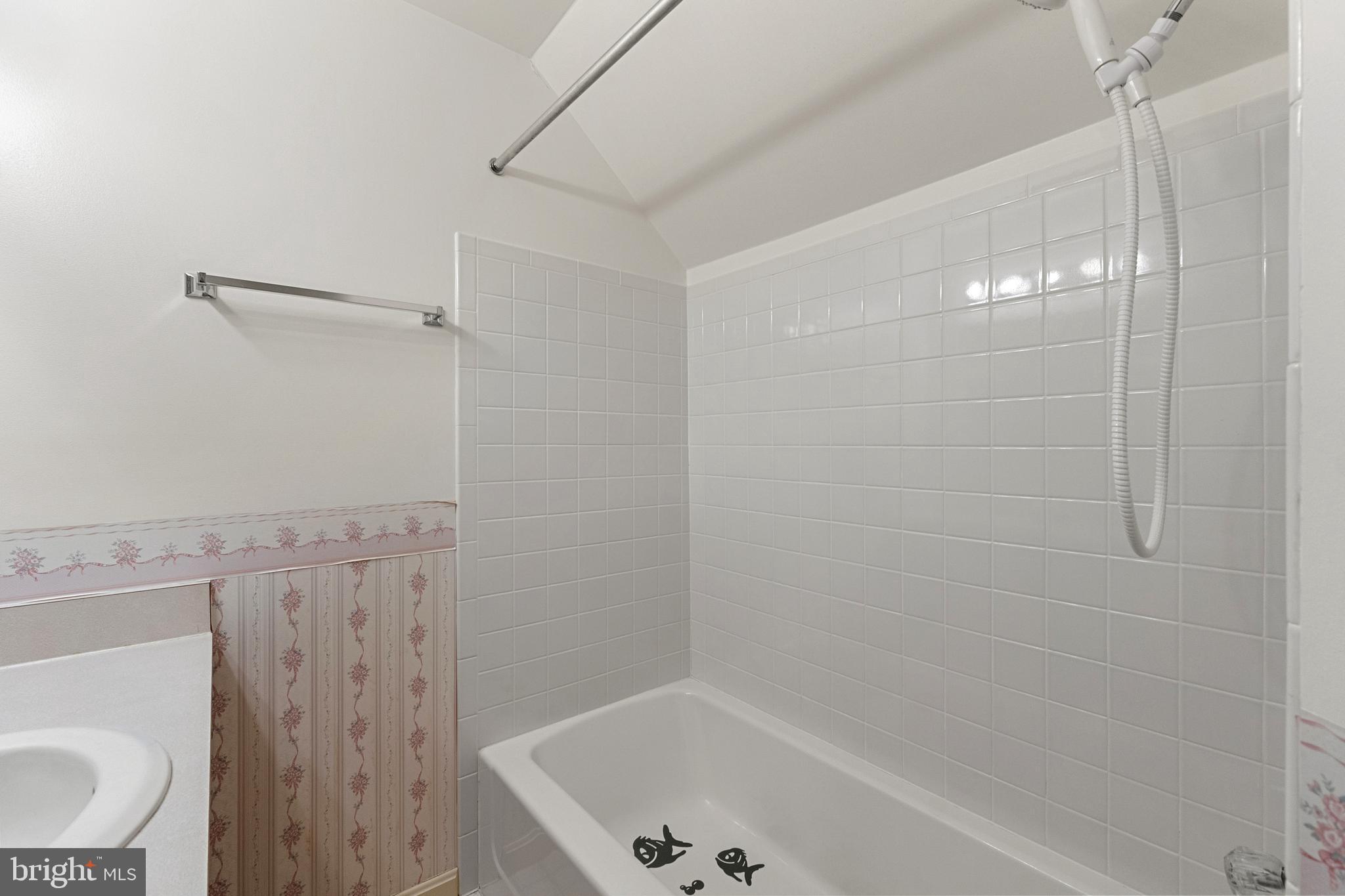 BRIARWOOD - Residential