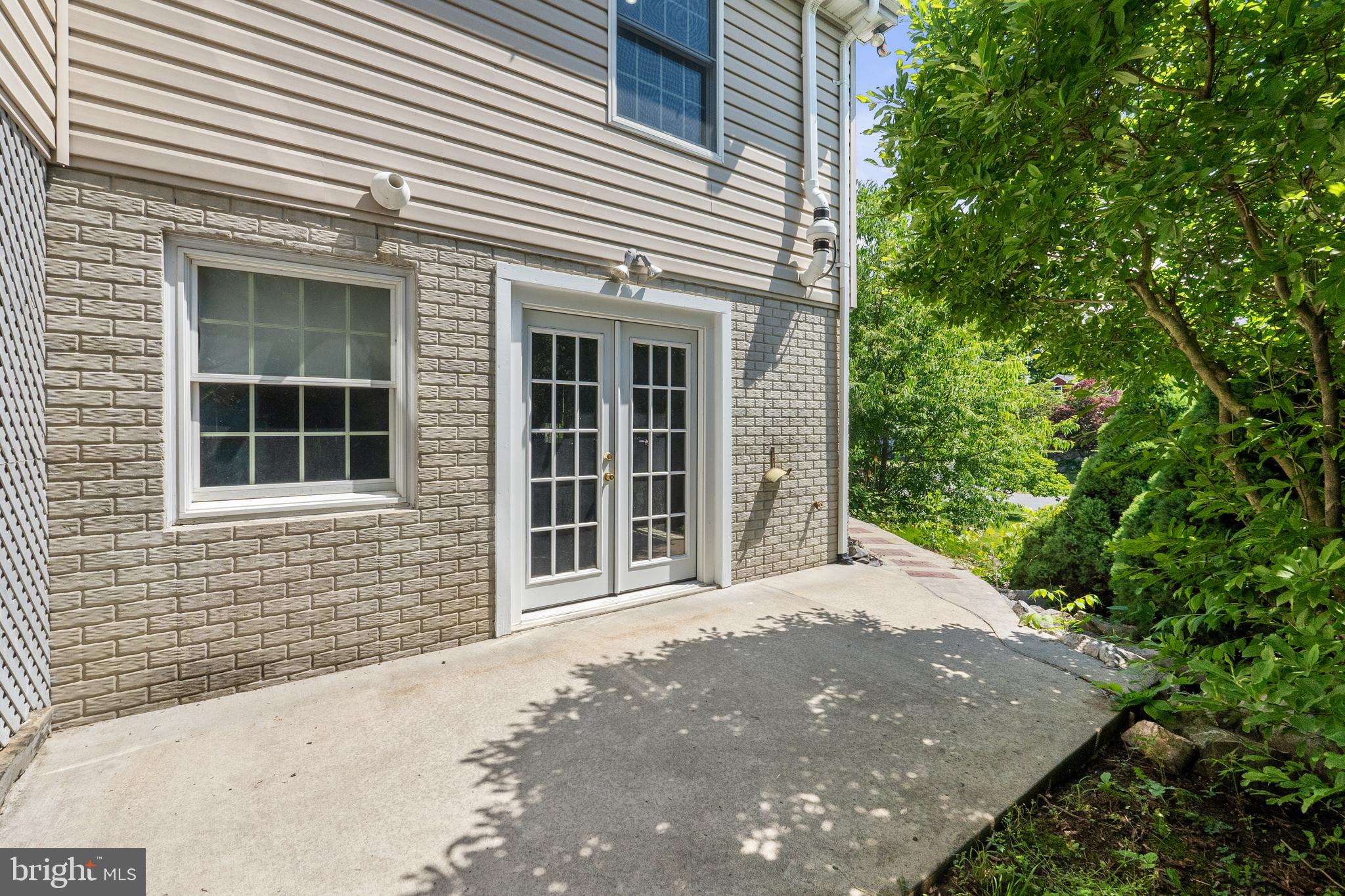 BRIARWOOD - Residential