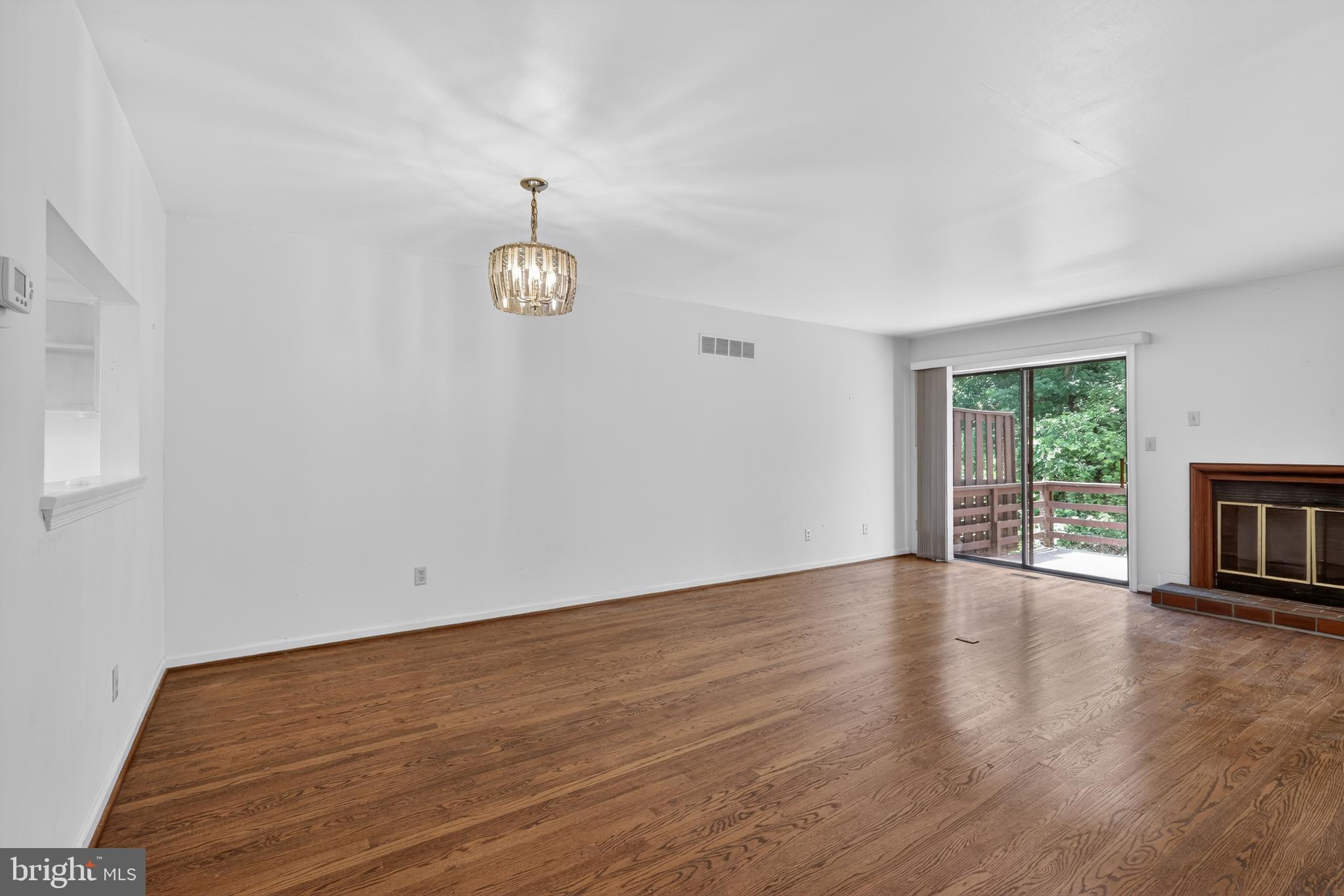 1521 VILLA ROAD