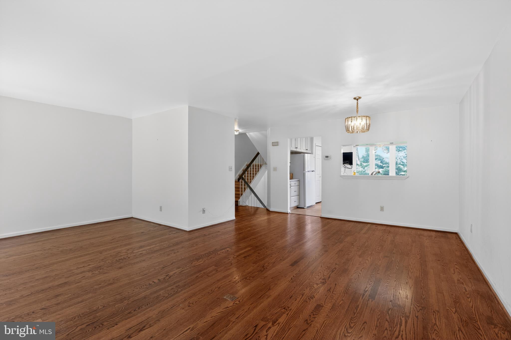 1521 VILLA ROAD