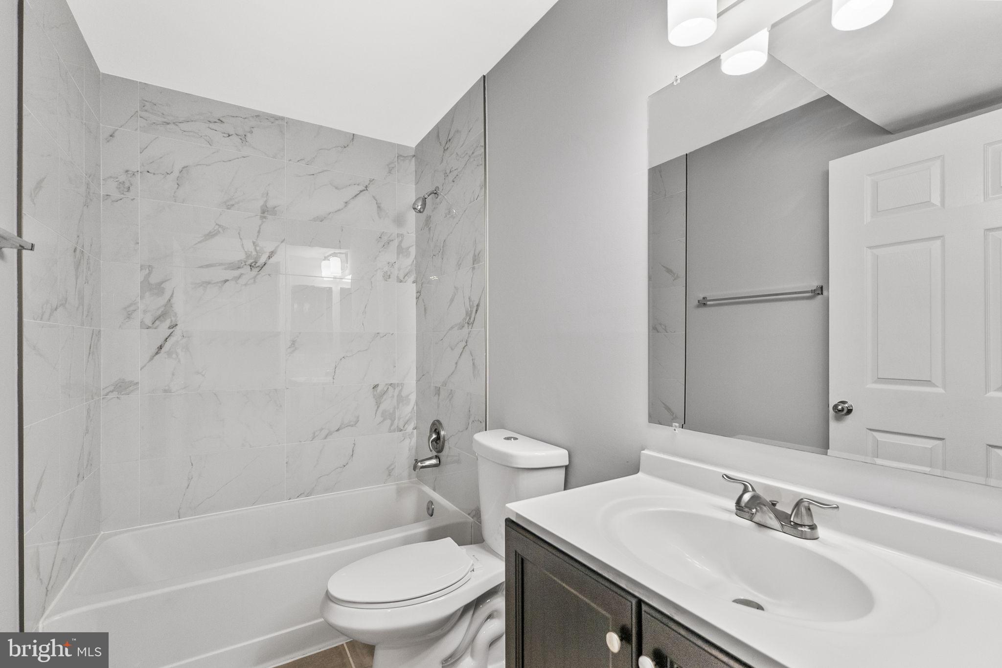 LAKEVIEW - Residential