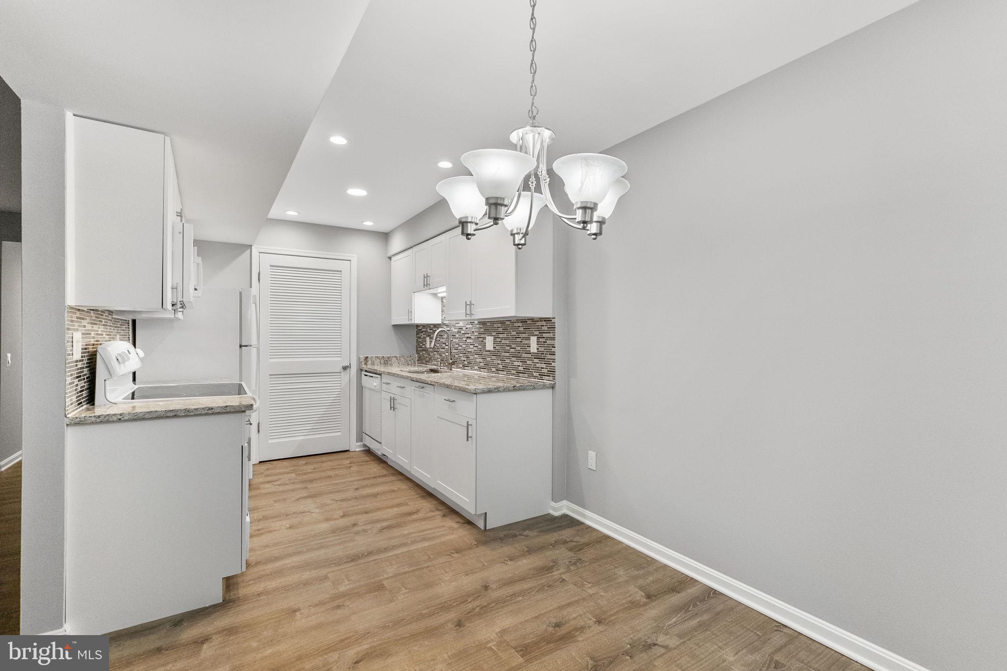 LAKEVIEW - Residential