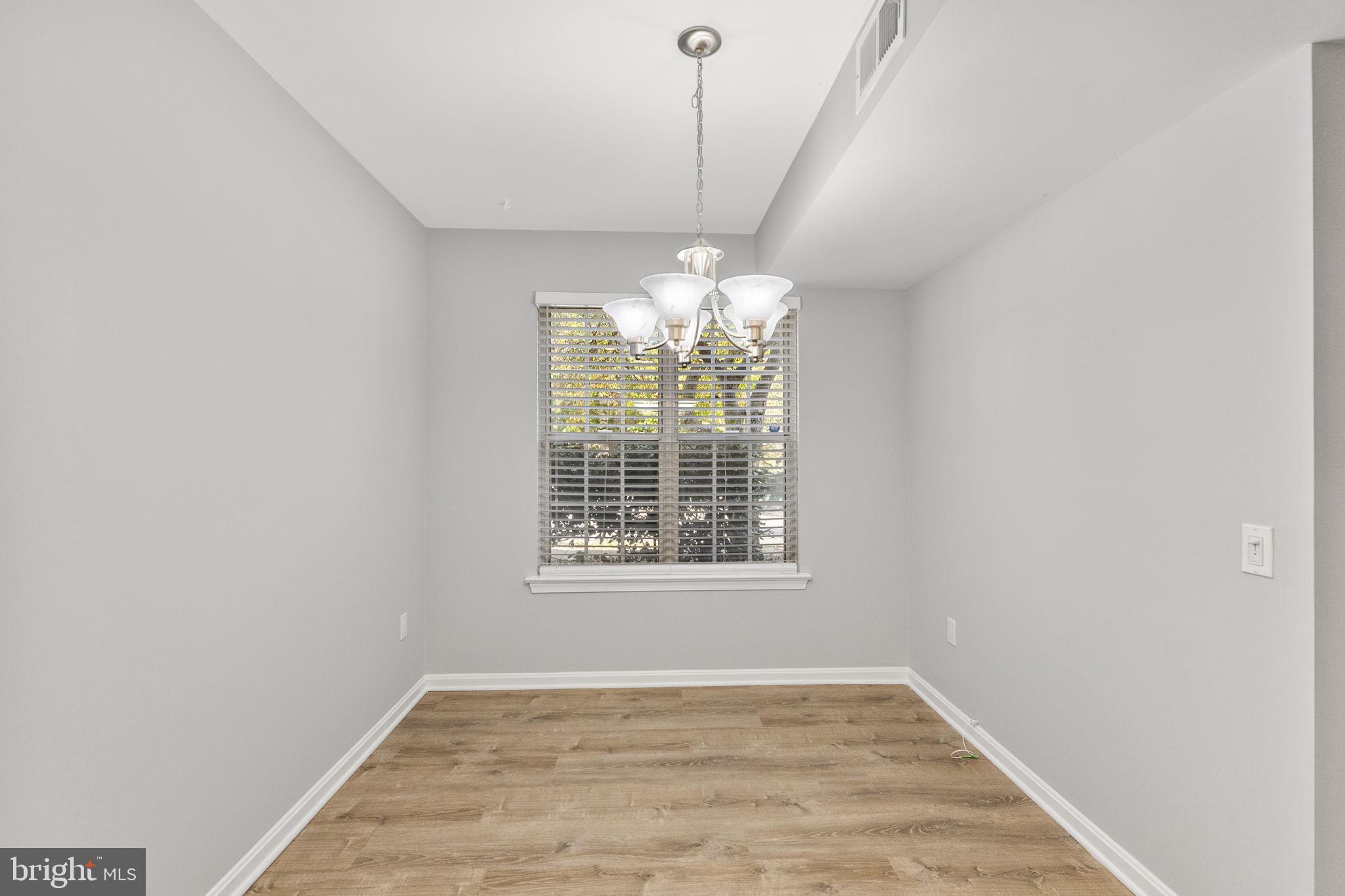 LAKEVIEW - Residential