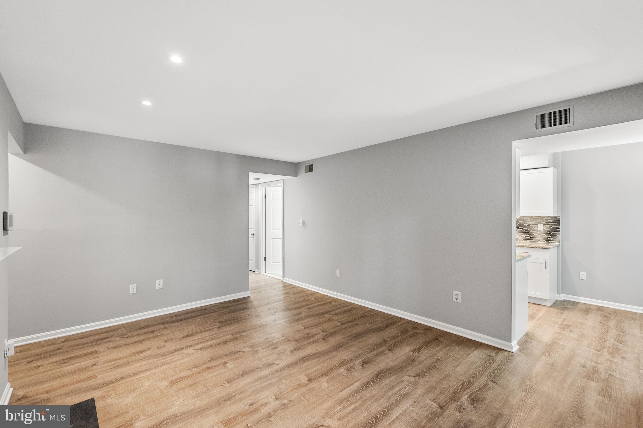 LAKEVIEW - Residential