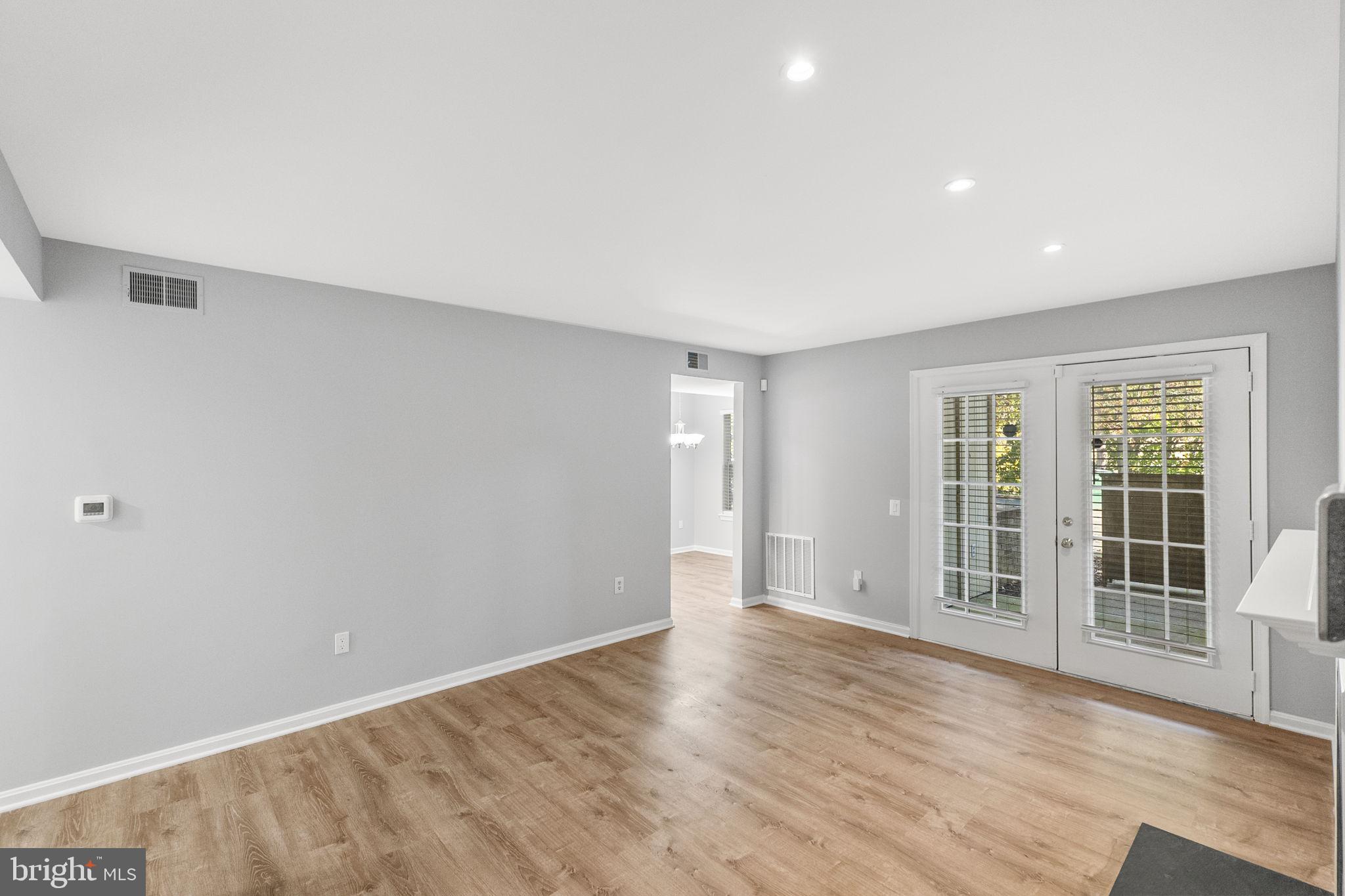 LAKEVIEW - Residential