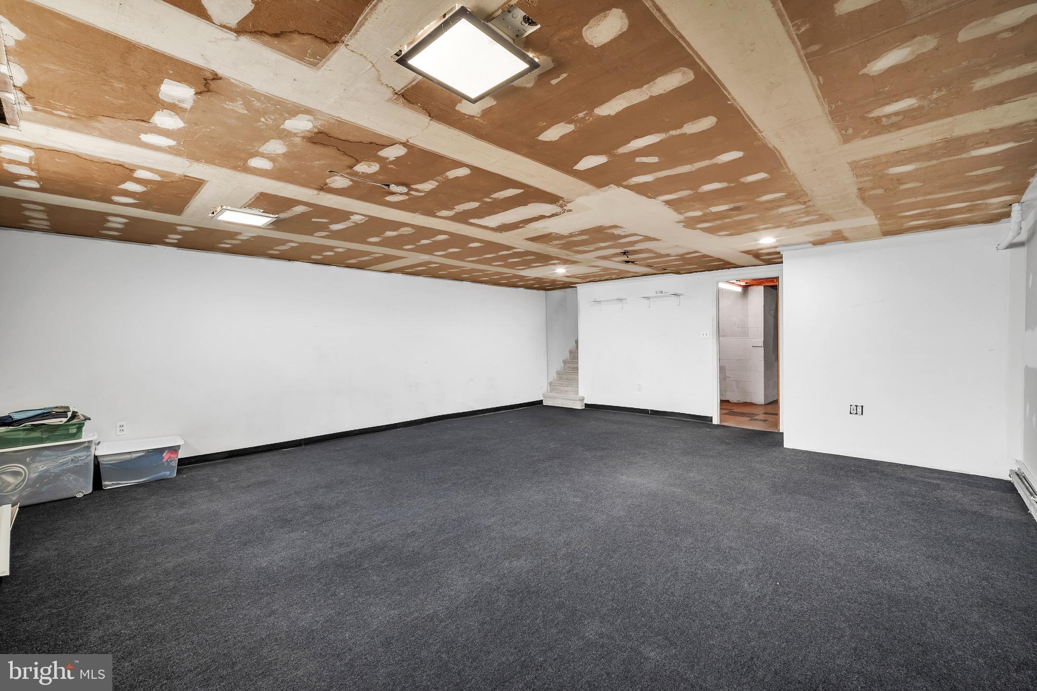 SOMERTON - Residential