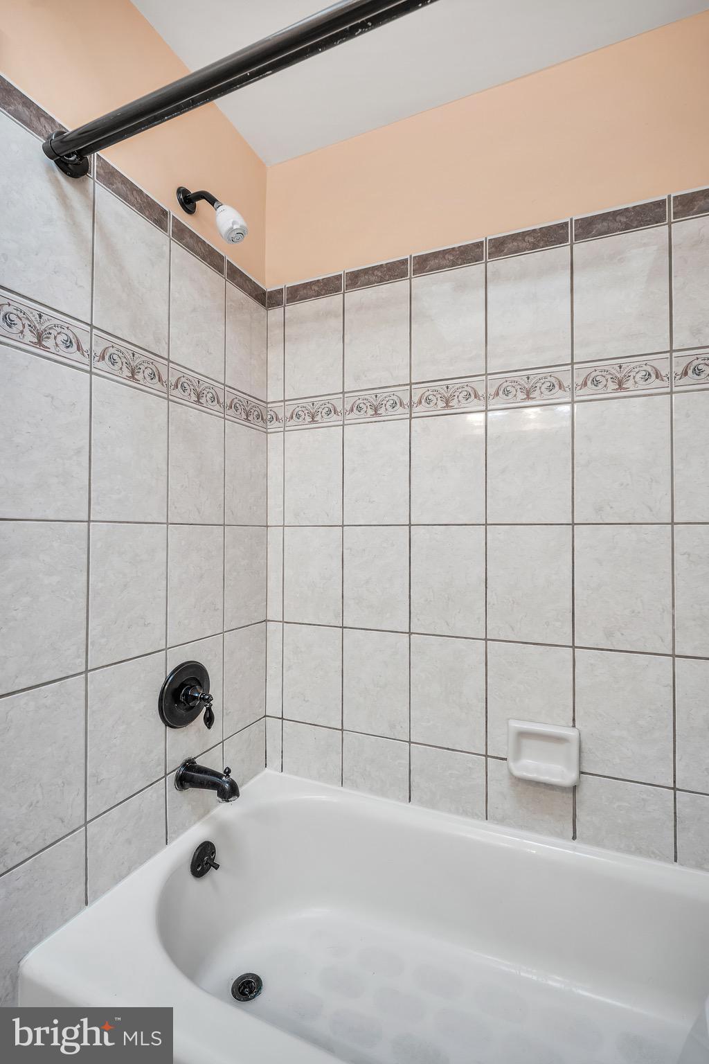 SOMERTON - Residential